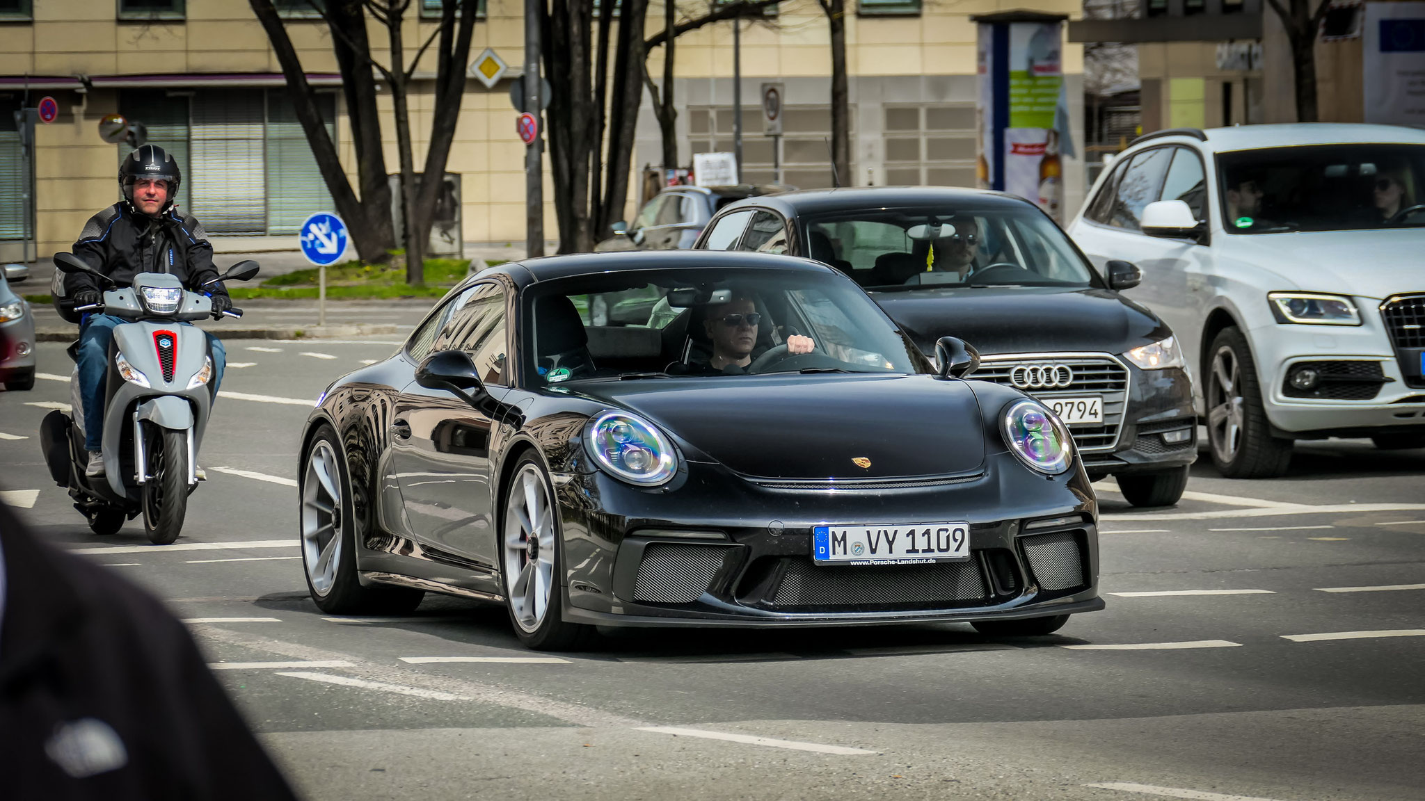 Porsche 991 GT3 Touring Package - M-VY-1109