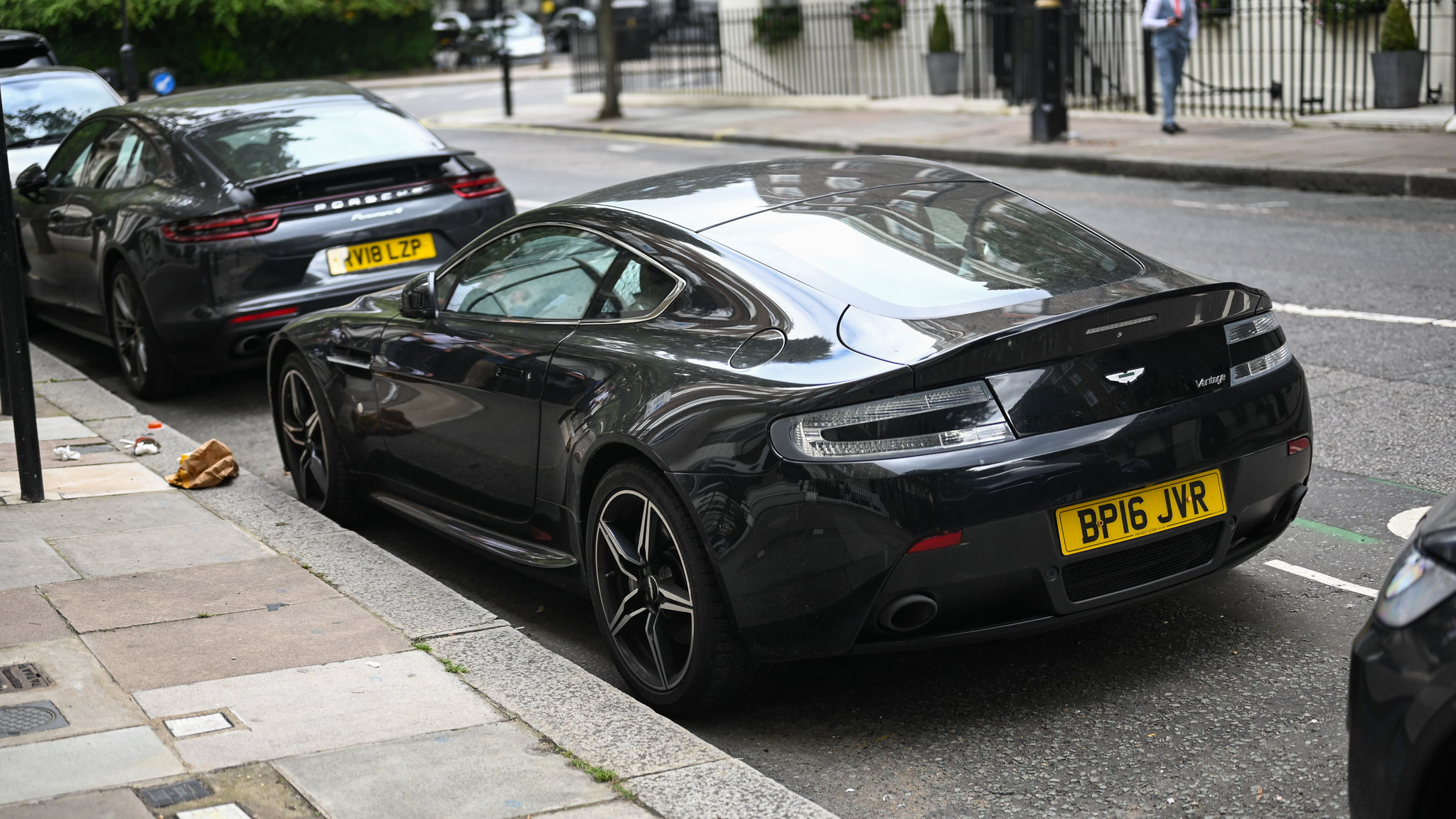 Aston Martin Vantage V8 - BP16JVR (GB)