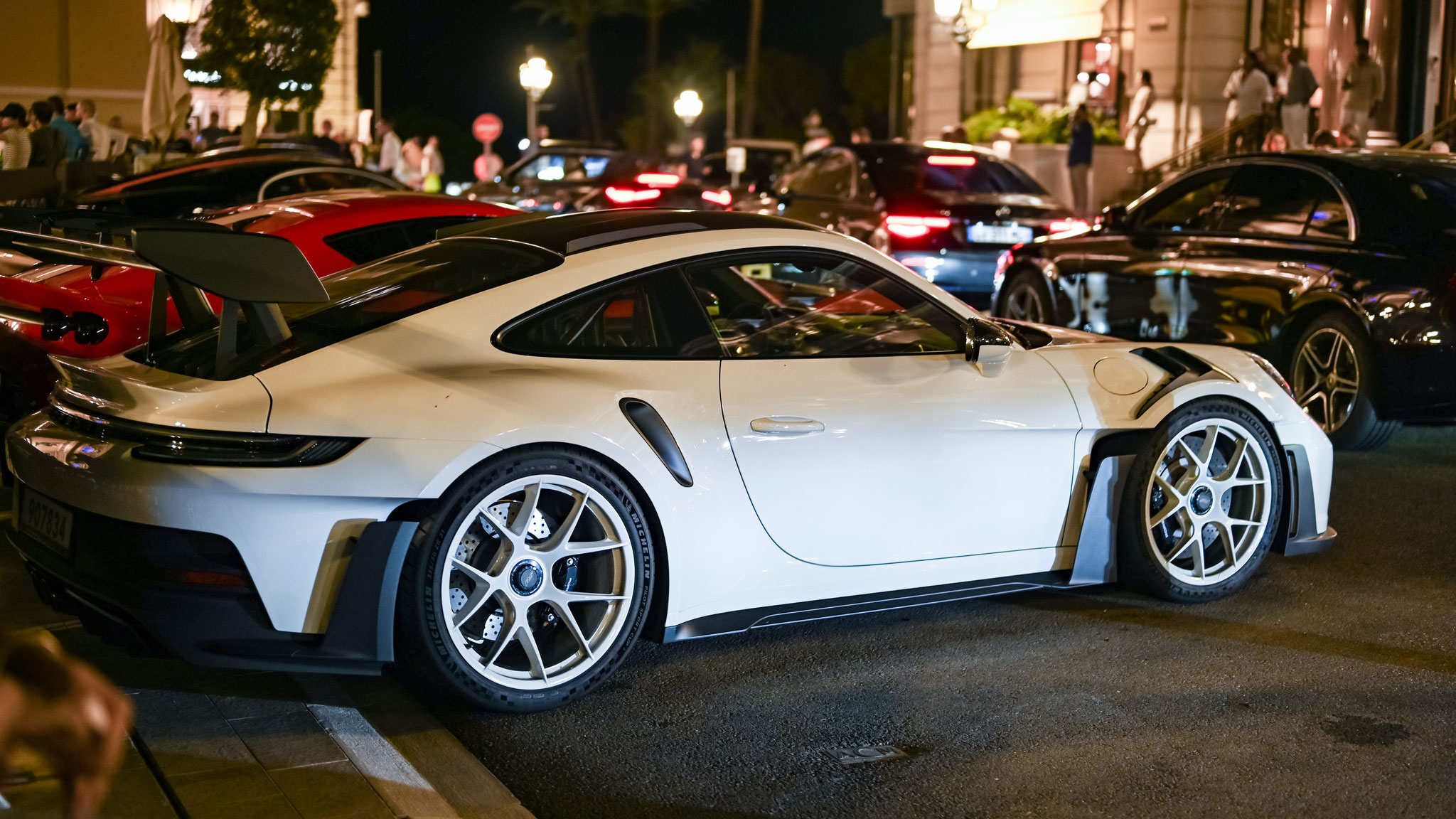 Porsche 992 GT3 RS - 907834 (QAT)