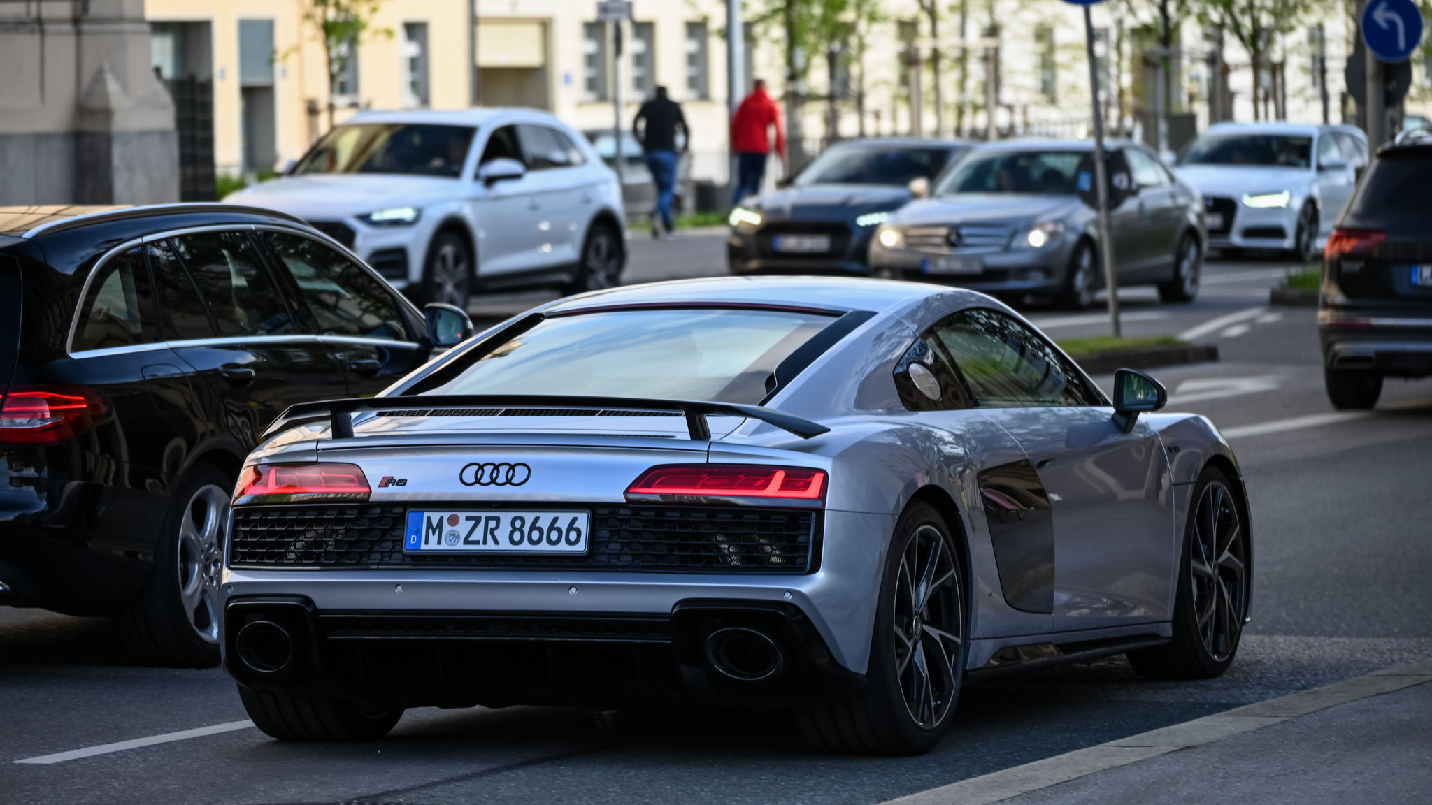 Audi R8 V10 - M-ZR8666 