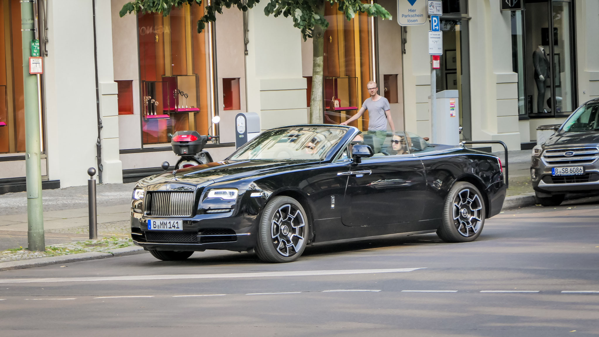 Rolls Royce Dawn - B-MM141