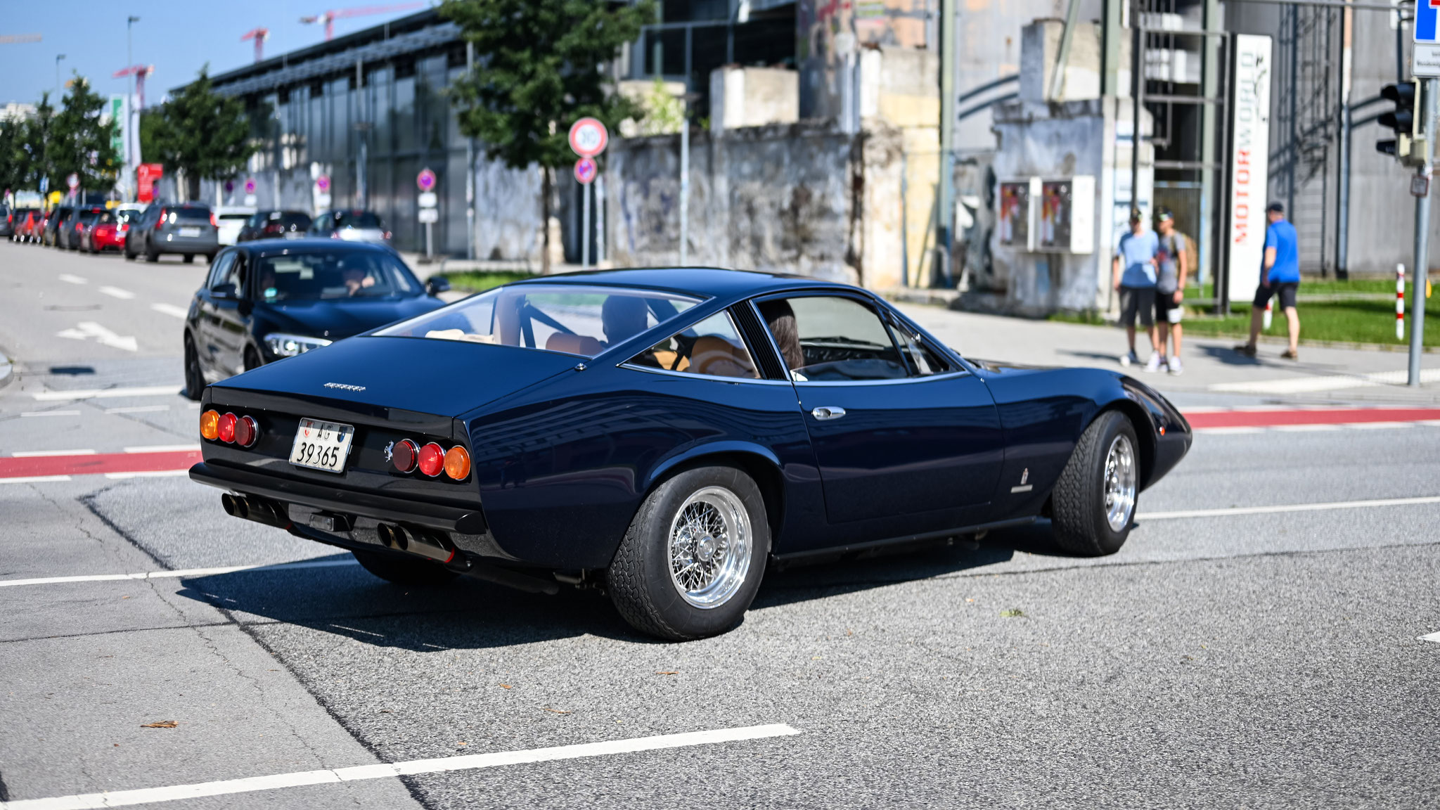 Ferrari 365 GTC4 - AG39365 (CH)