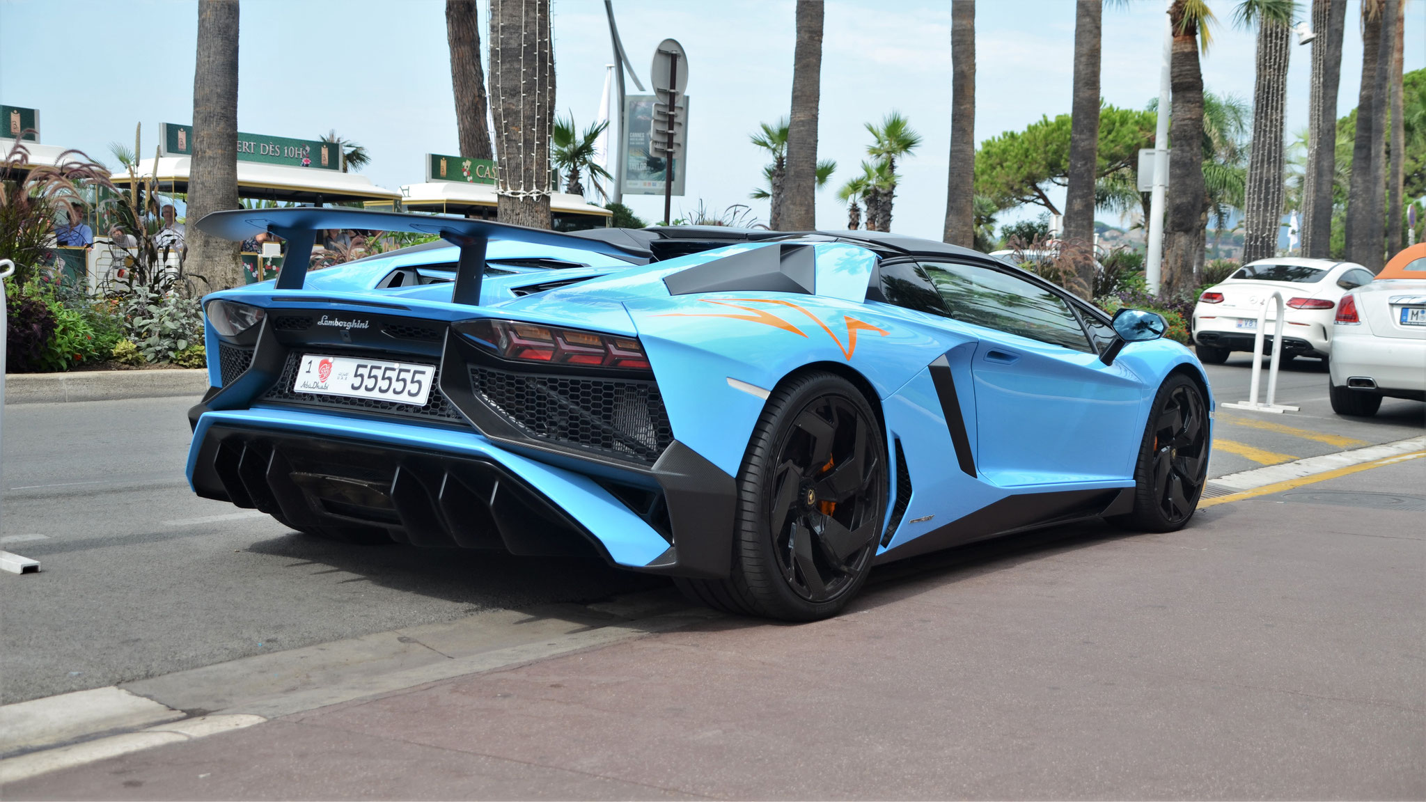 Lamborghini Aventador LP-750-4 SV Roadster - 15555 (Abu Dhabi)