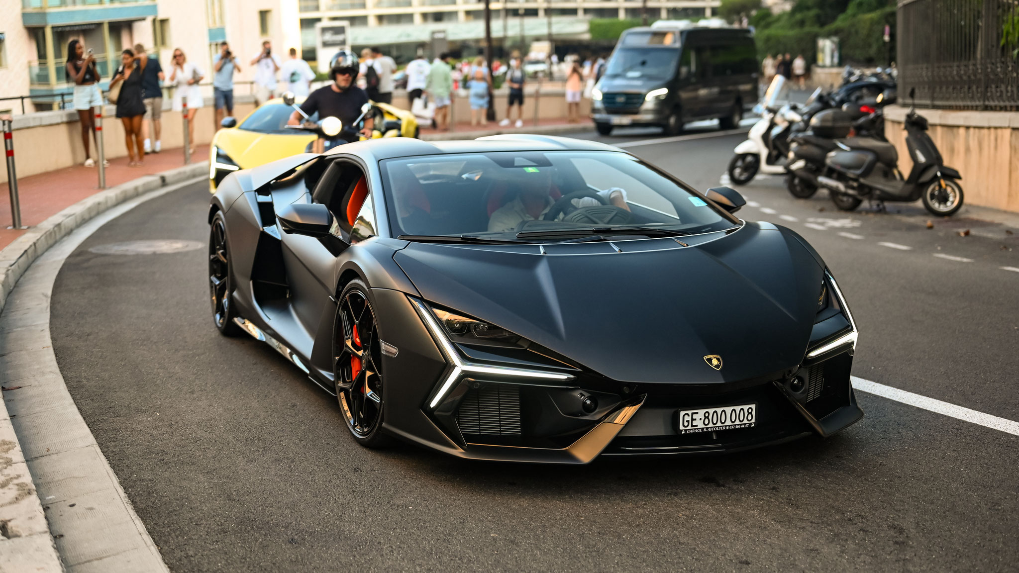 Lamboghini Revuelto - GE800008 (CH)