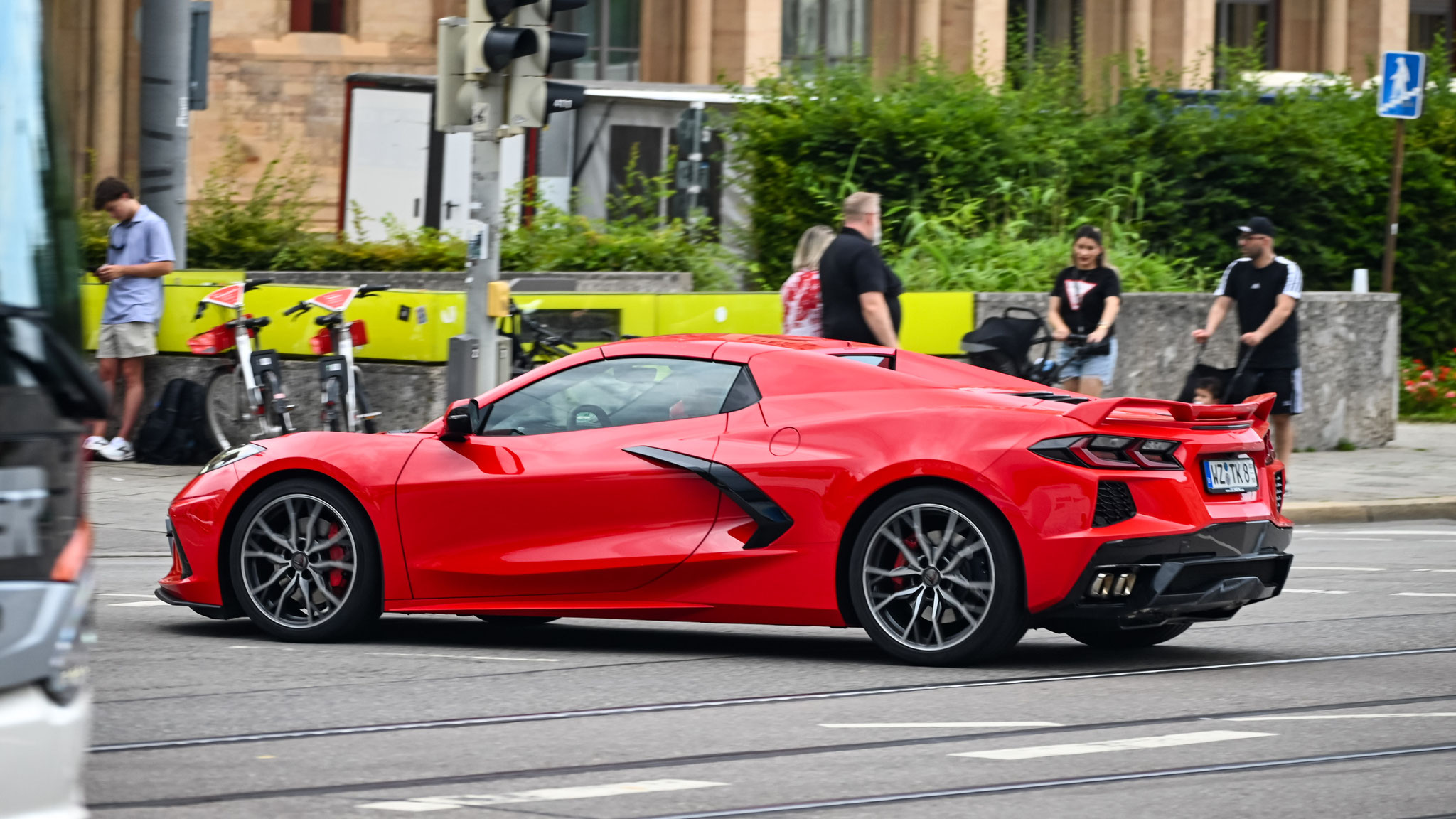 Chevrolet Corvette C8 - WZ-TK8