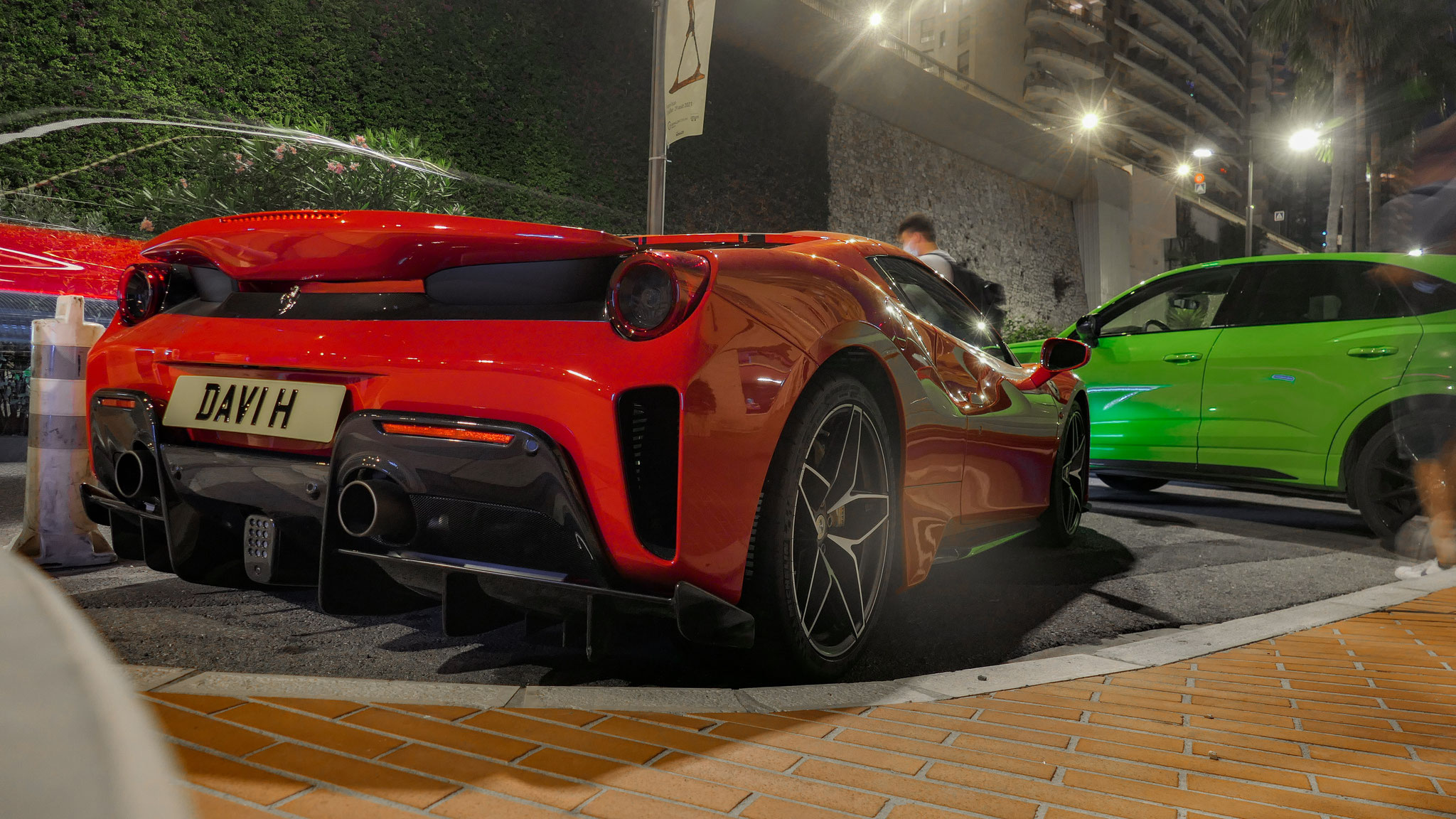 Ferrari 488 Pista Spider - DAVIH (GB)
