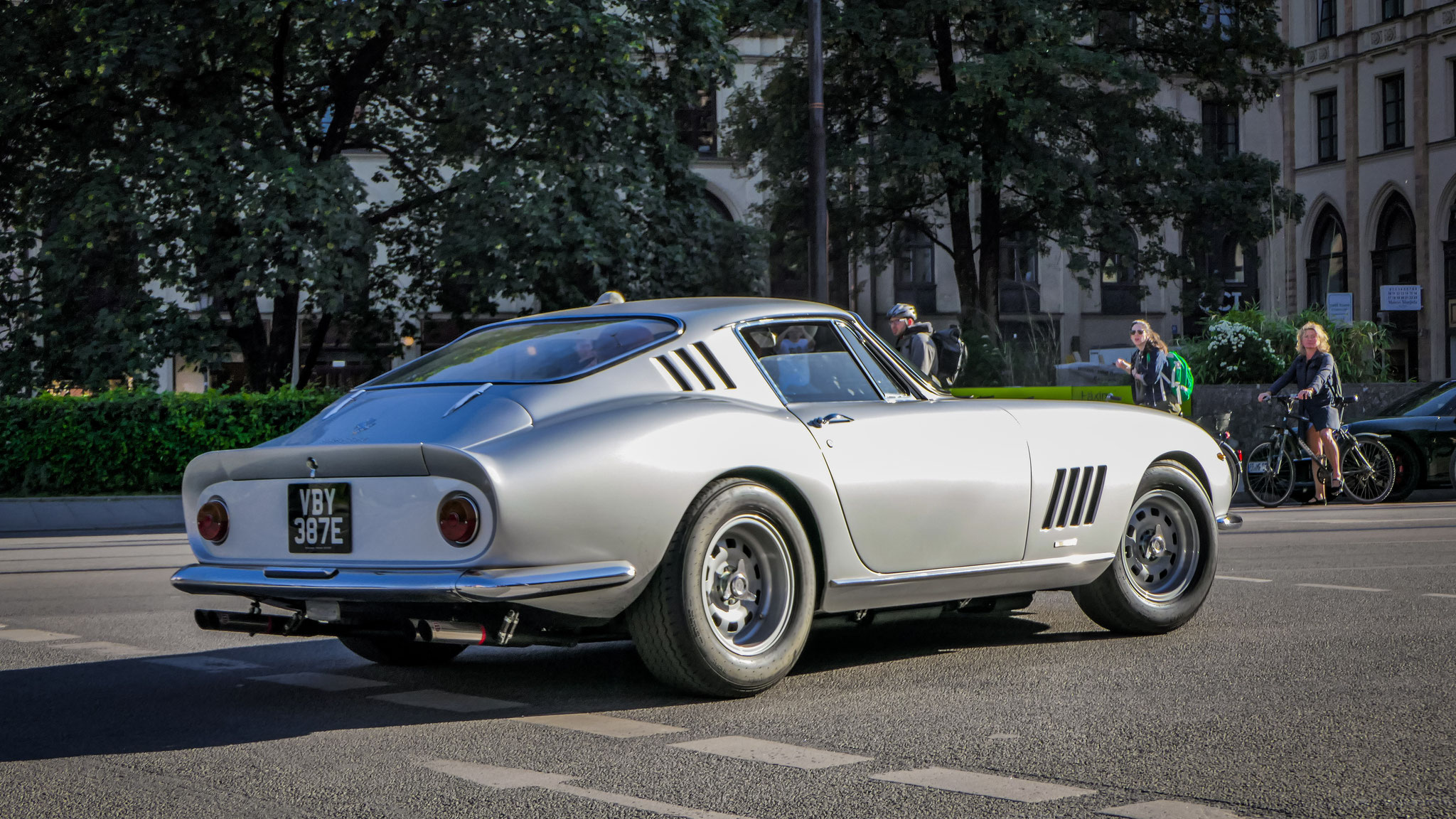 Ferrari 275 GTB - VBY387E (GB)