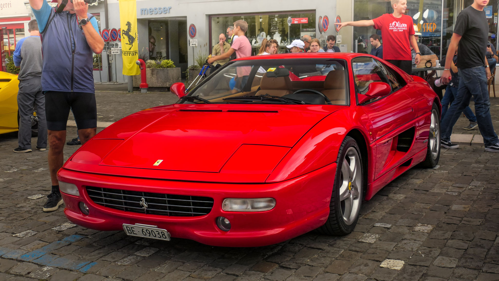 Ferrari F355 Berlinetta - BE69038 (CH)