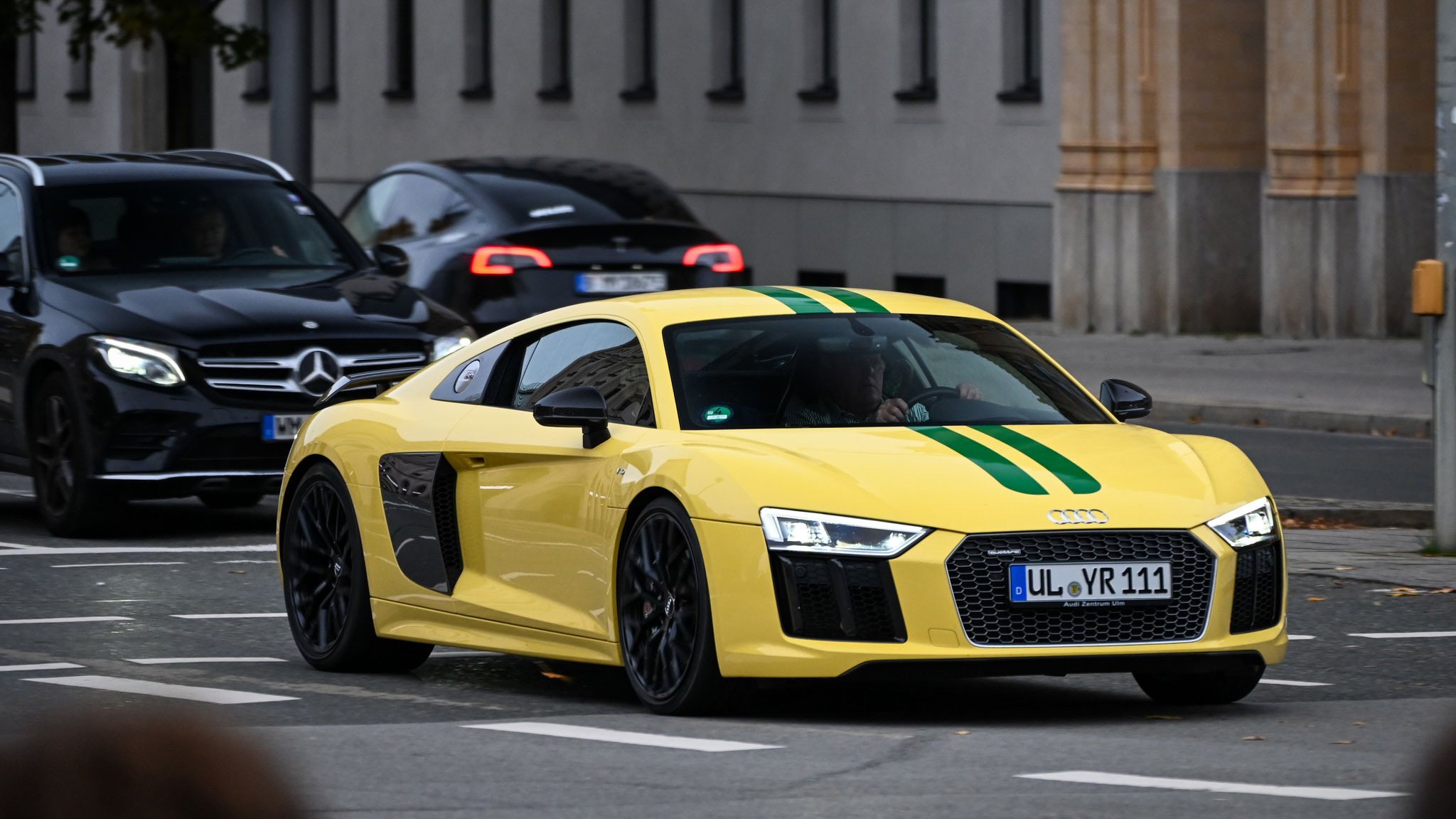 Audi R8 V10 - UL-YR111