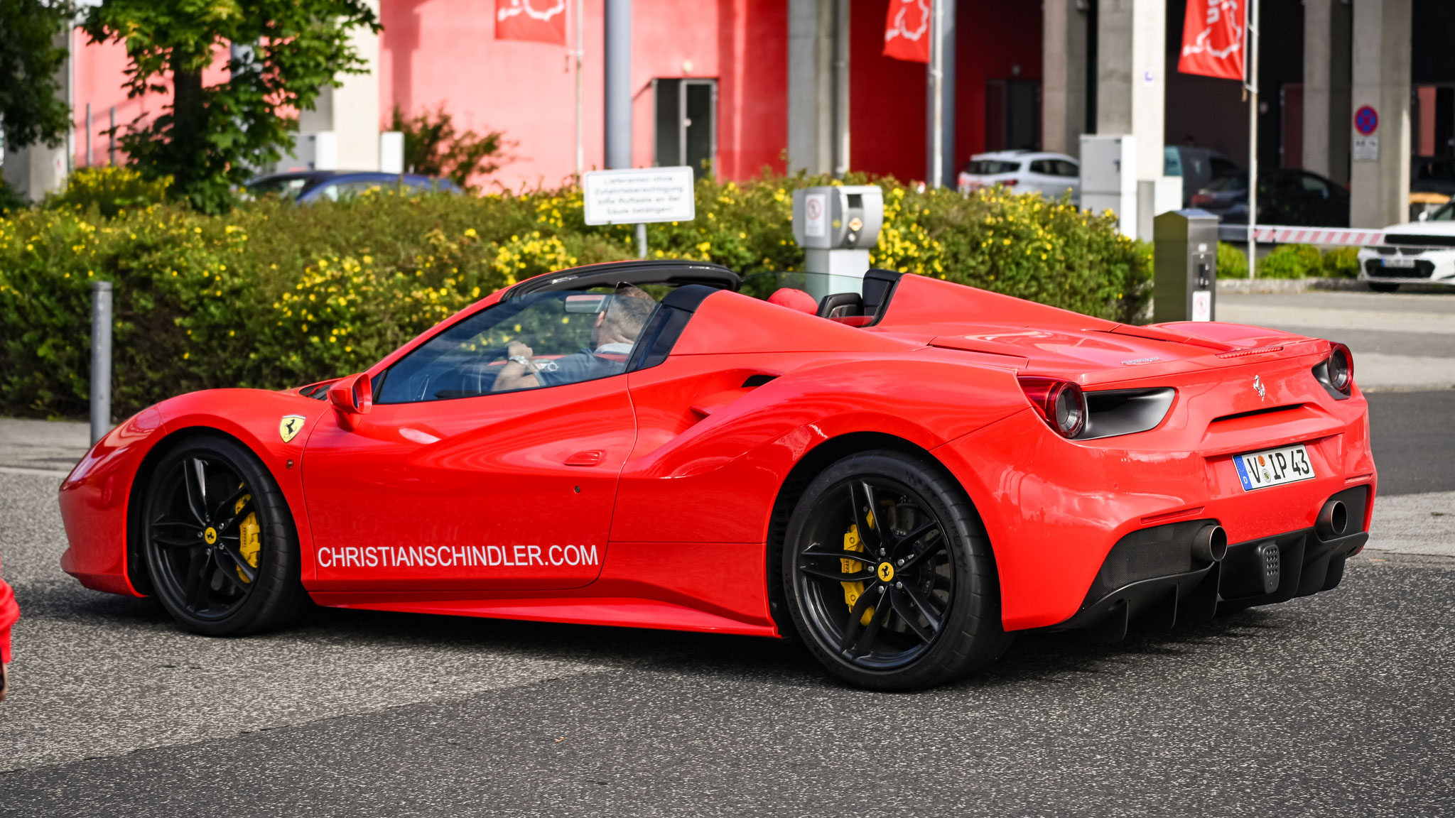 Ferrari 488 Spider - V-IP43