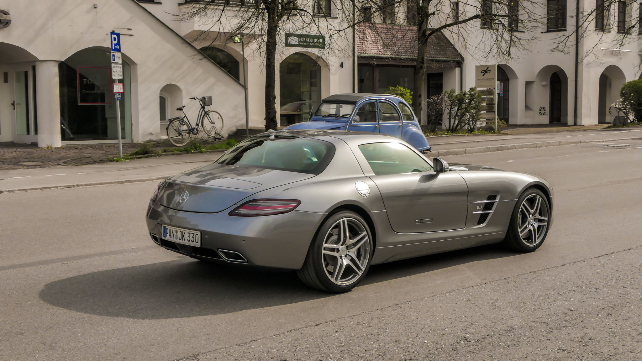 AMG SLS - PAN-JK330