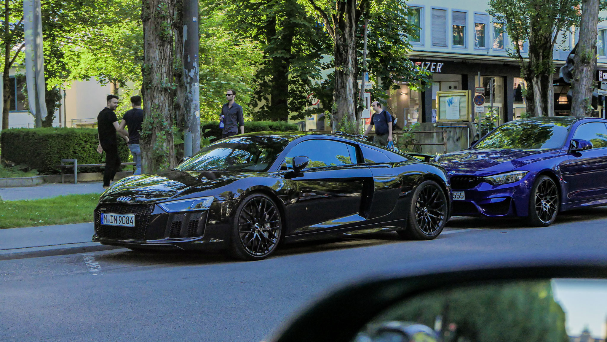 Audi R8 V10 - M-DN9084