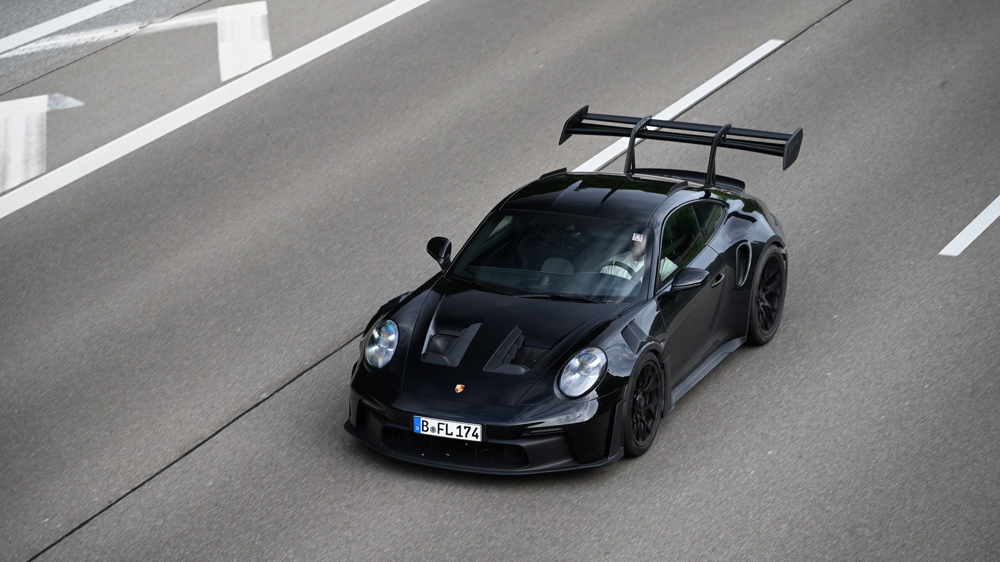 Porsche 992 GT3 RS - B-FL174