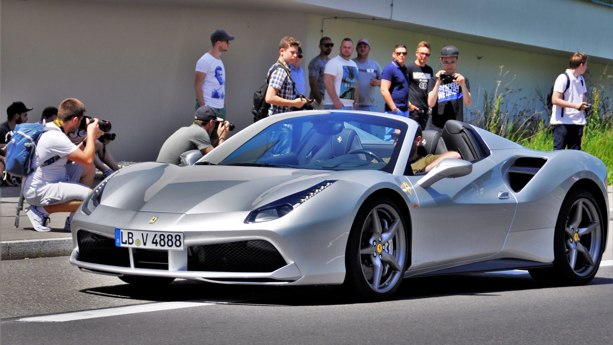 Ferrari 488 Spider - LB4888