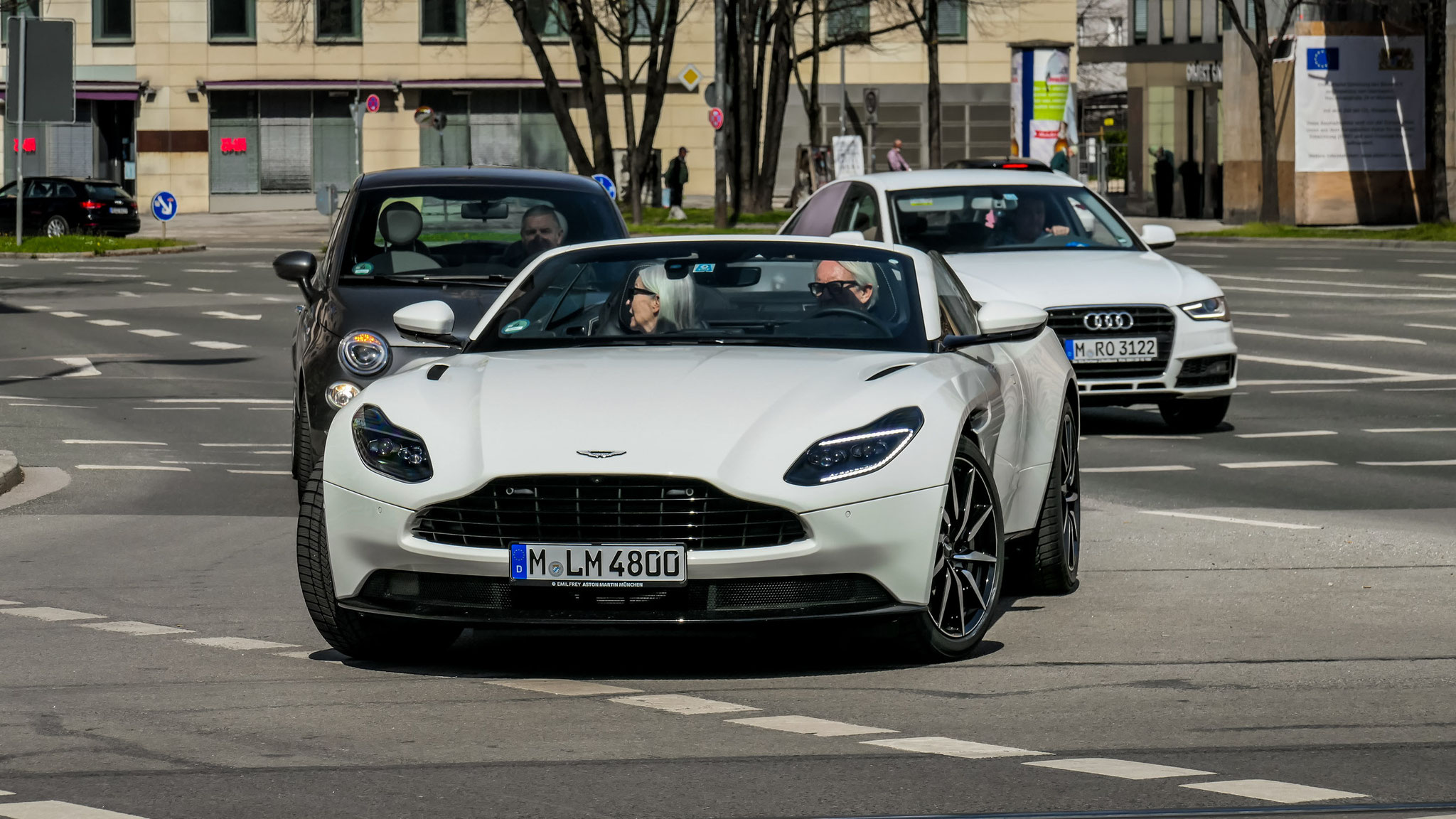Aston Martin DB11 Volante - M-LM4800