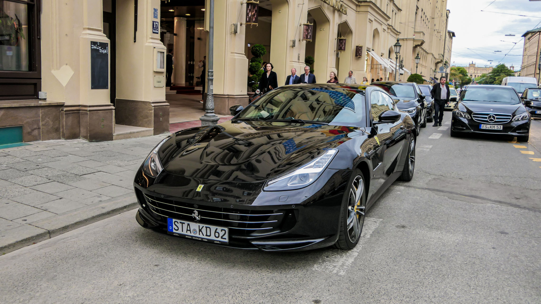 Ferrari GTC4 Lusso - STA-KD62