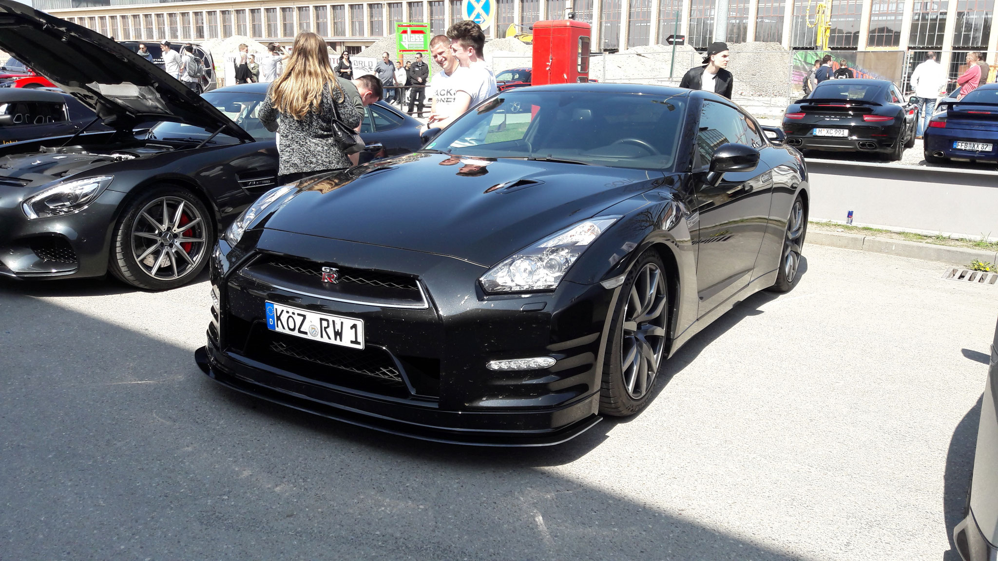 Nissan GTR - KÖZ-RW1