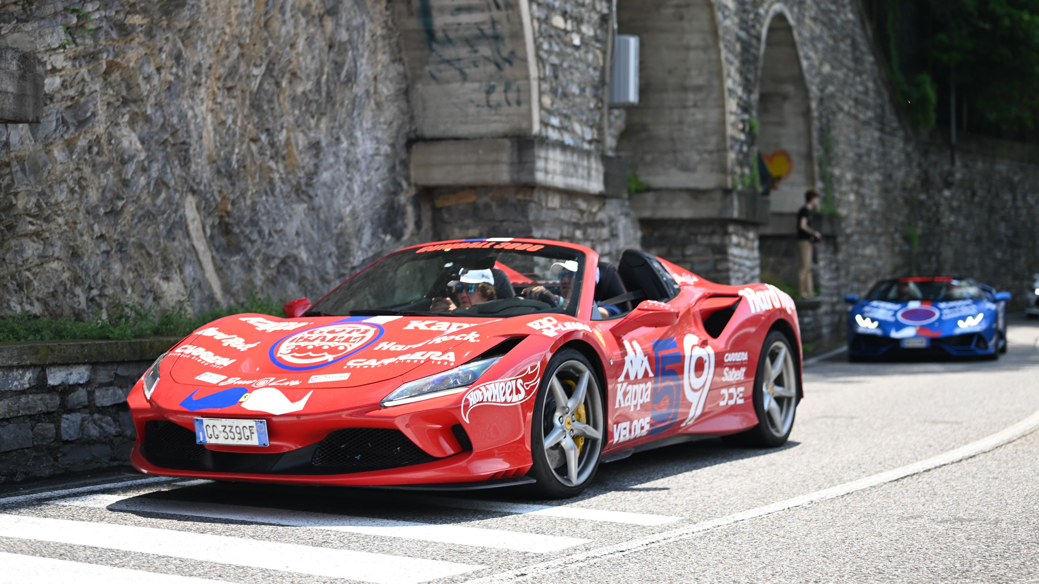 Ferrari F8 Spider - GG339GF (ITA)