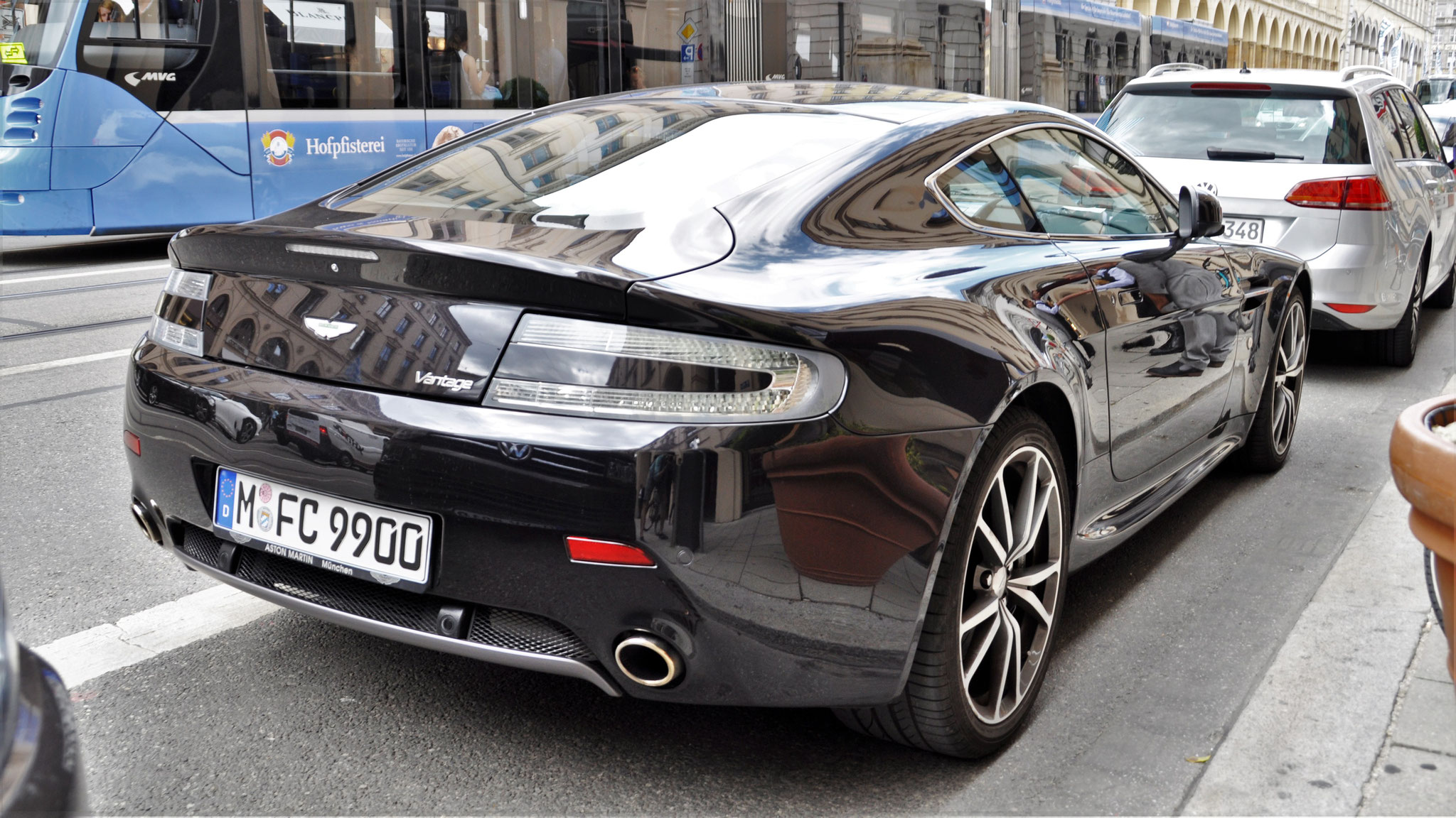 Aston Martin Vantage V8 - M-FC9900