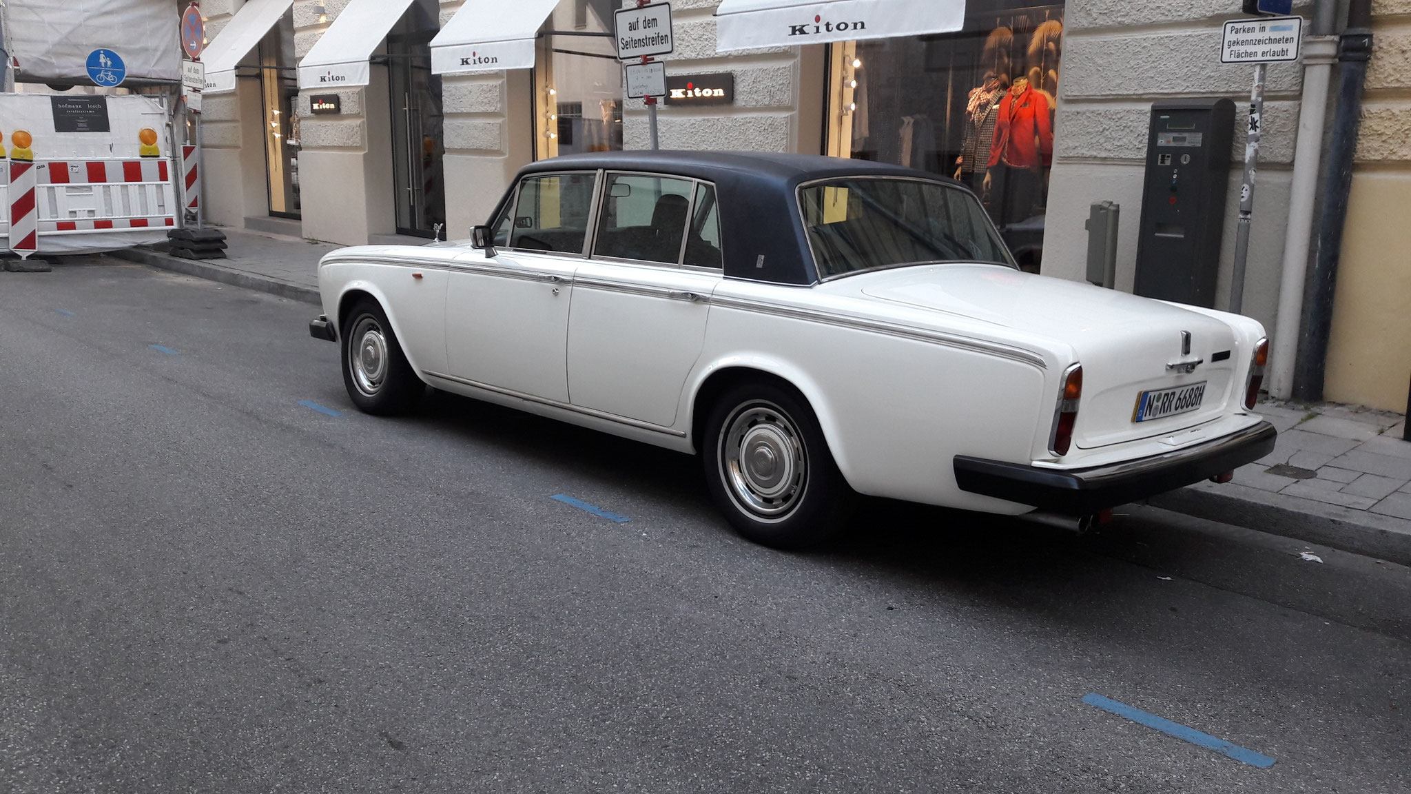Rolls Royce Silver Shadow - N-RR6688H