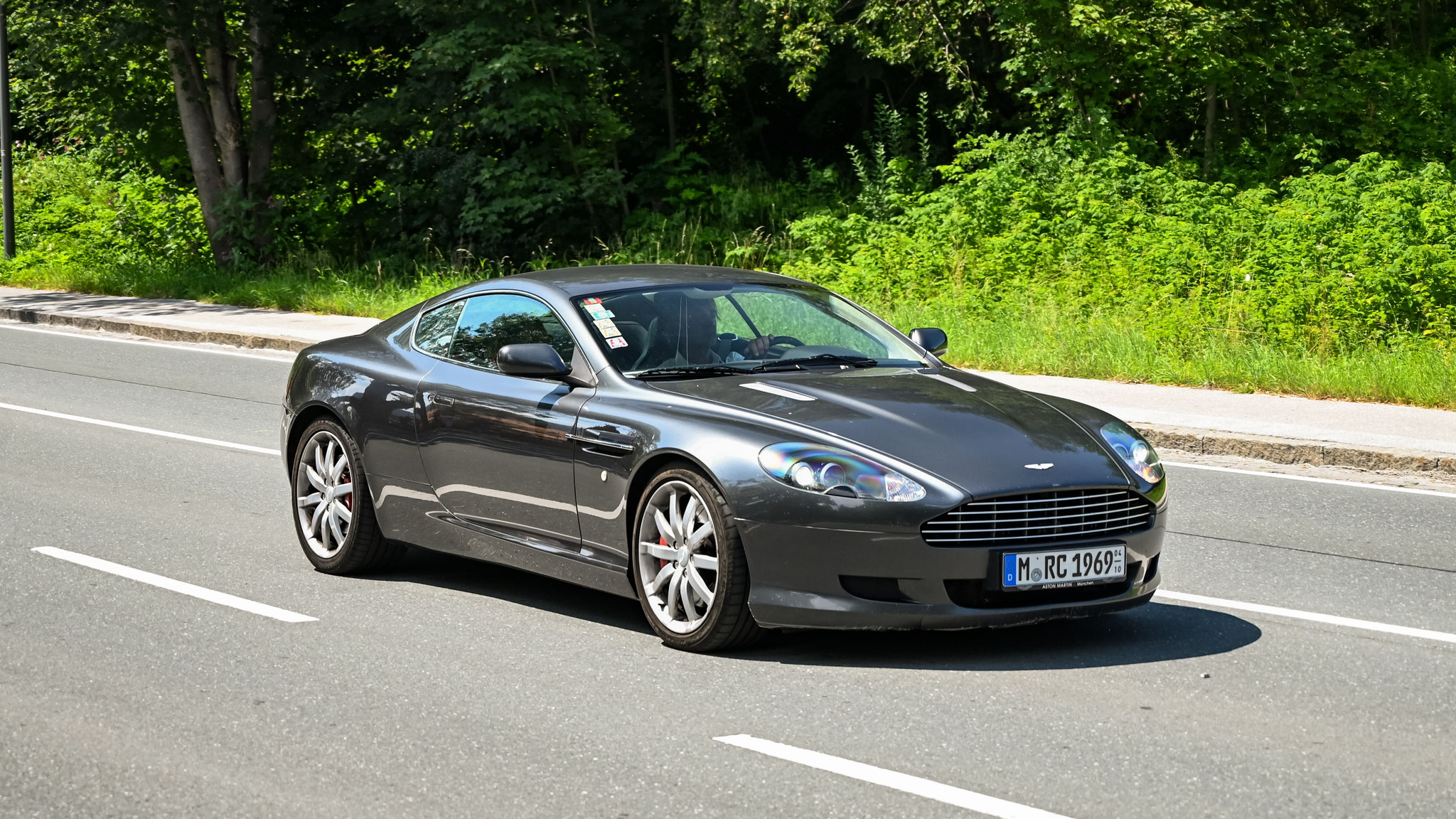 Aston Martin DB9 - M-RC1969