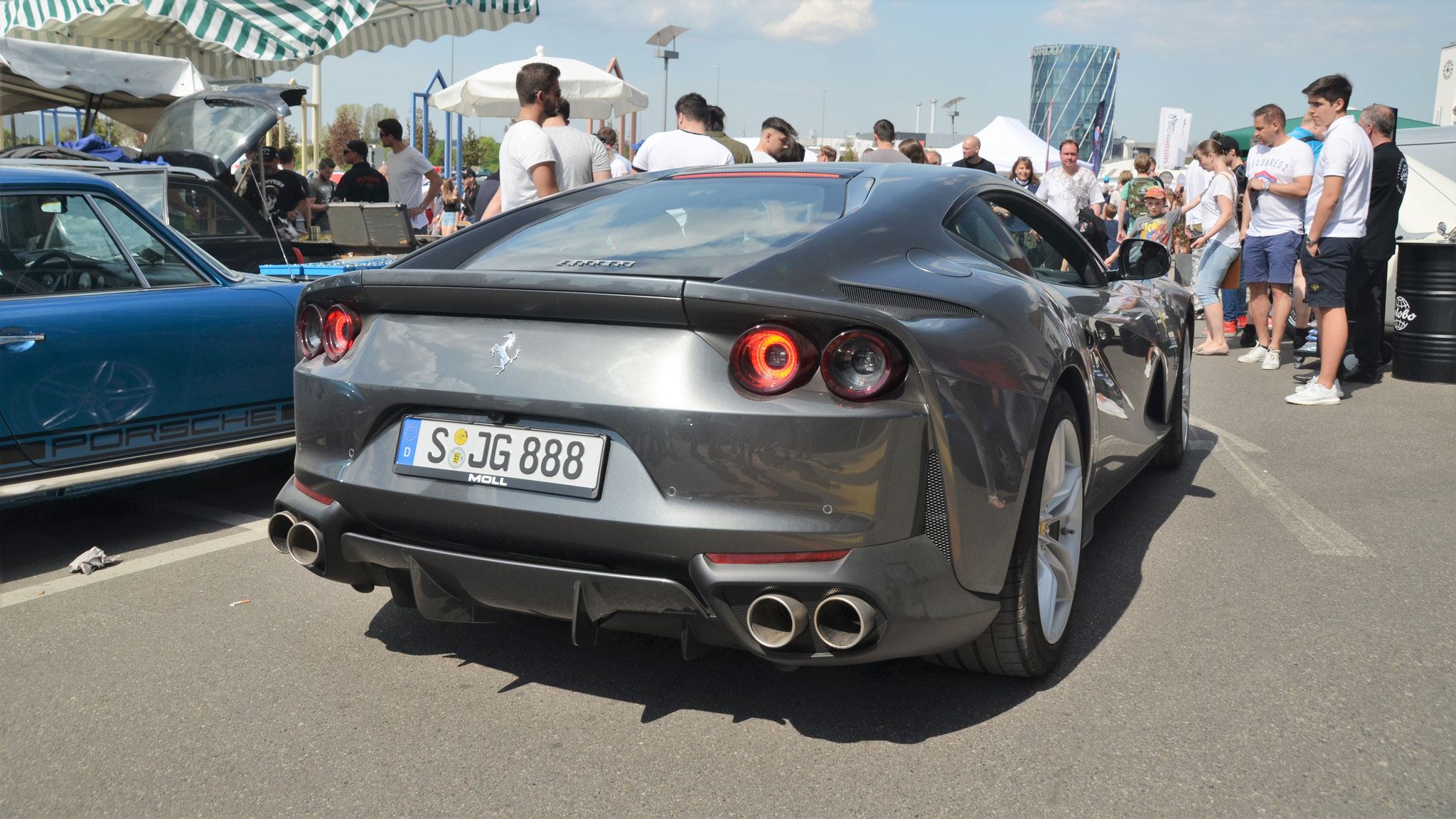 Ferrari 812 Superfast - S-JG888