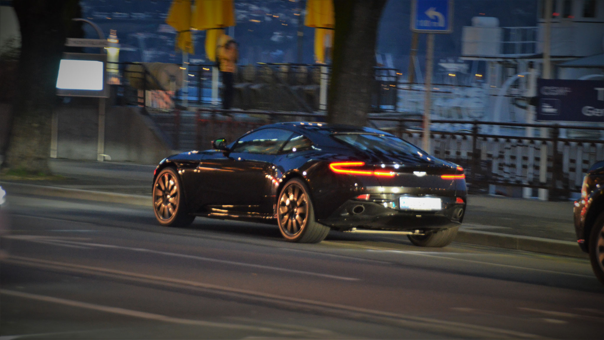 Aston Martin DB11 - GE69107 (CH)