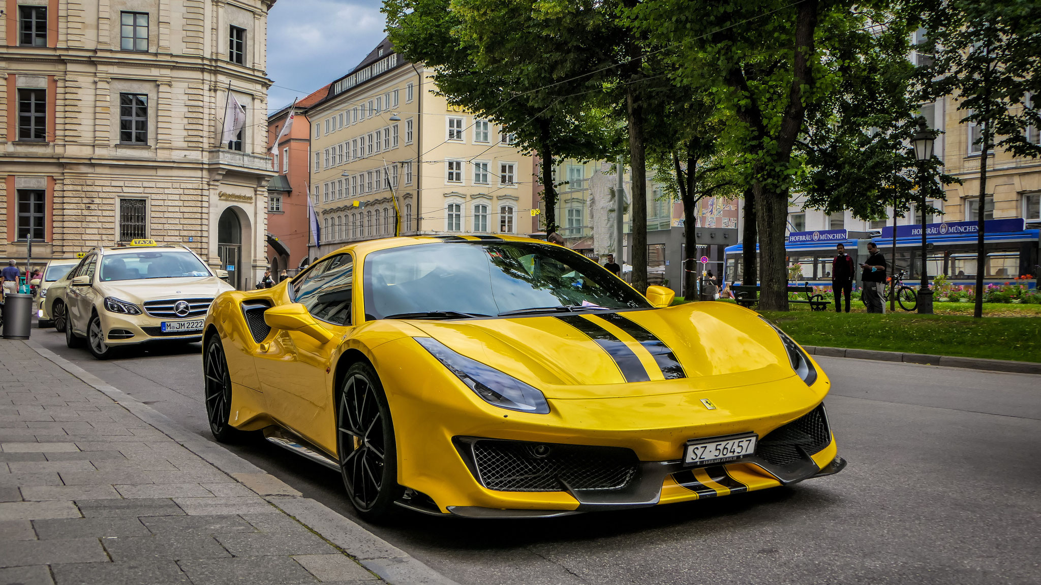 Ferrari 488 Pista - SZ56457 (CH)