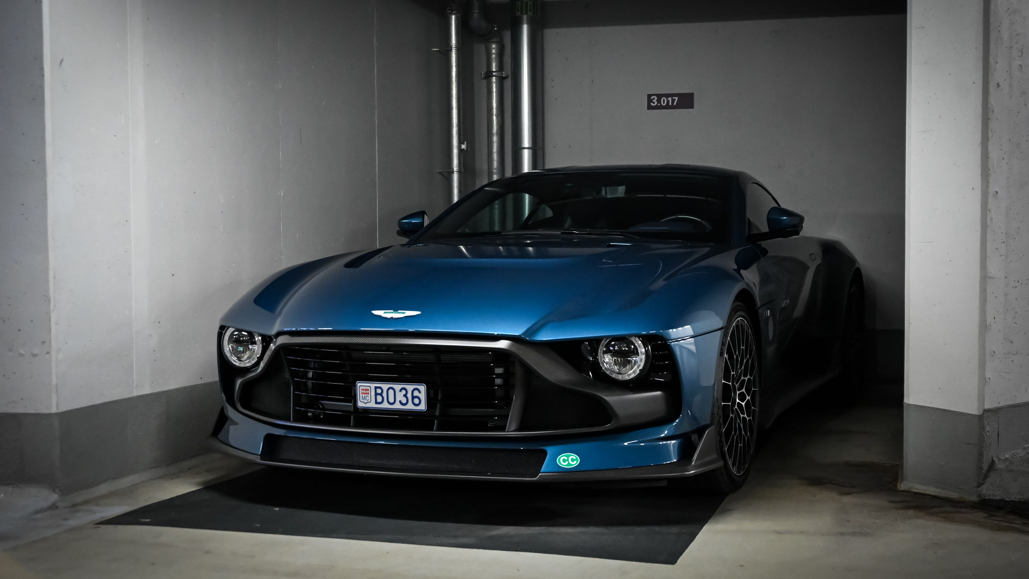 Aston Martin Valour - B039 (MC)