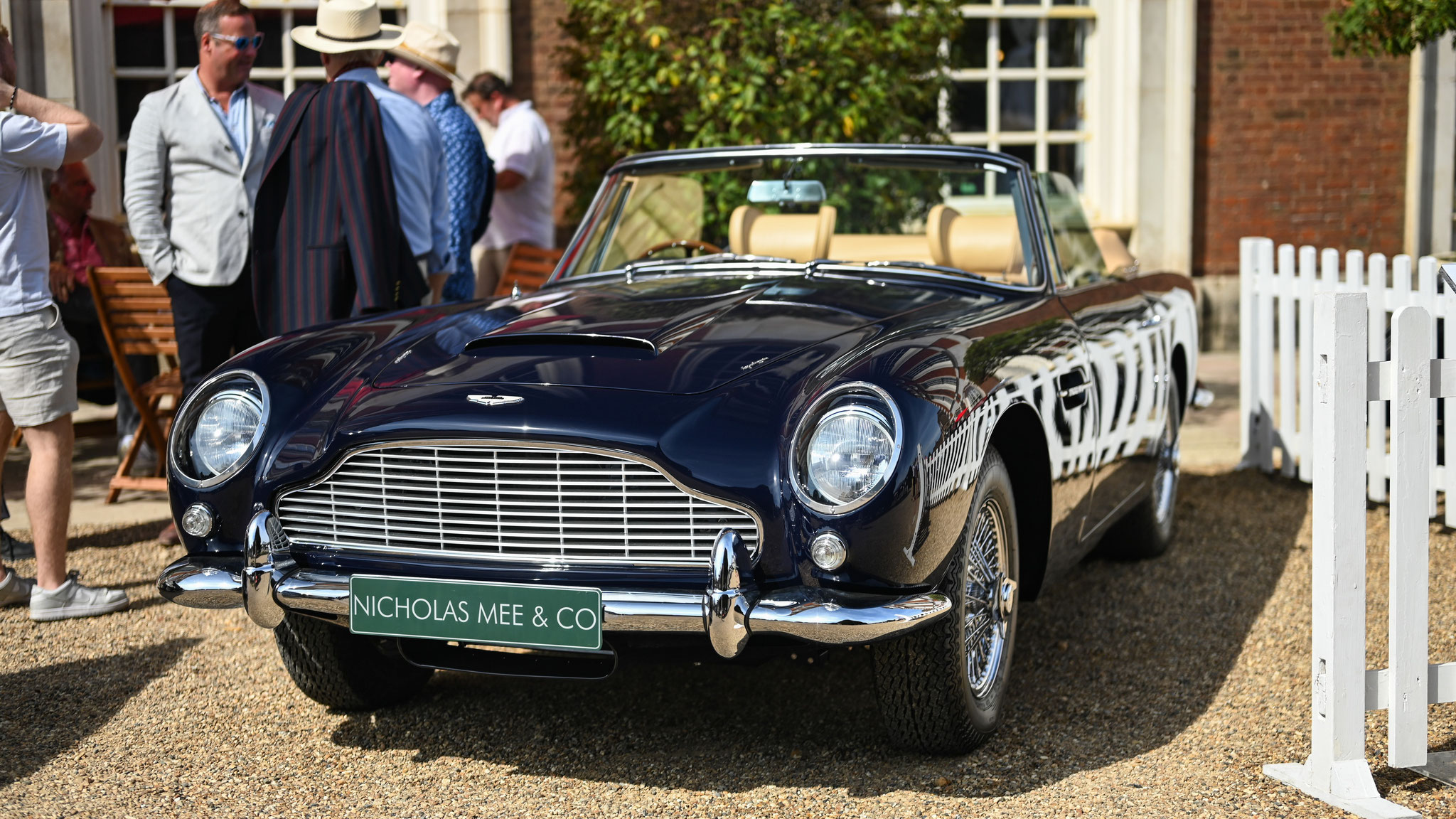 Aston Martin DB5 Convertible - 2NKN (GB)