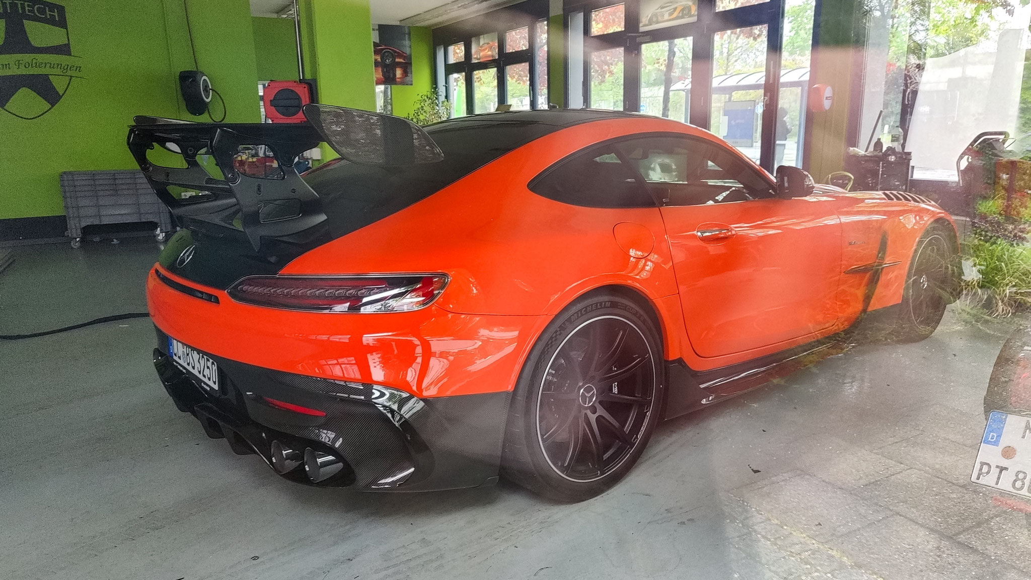 Mercedes-AMG GT Black Series - LL-BS3250