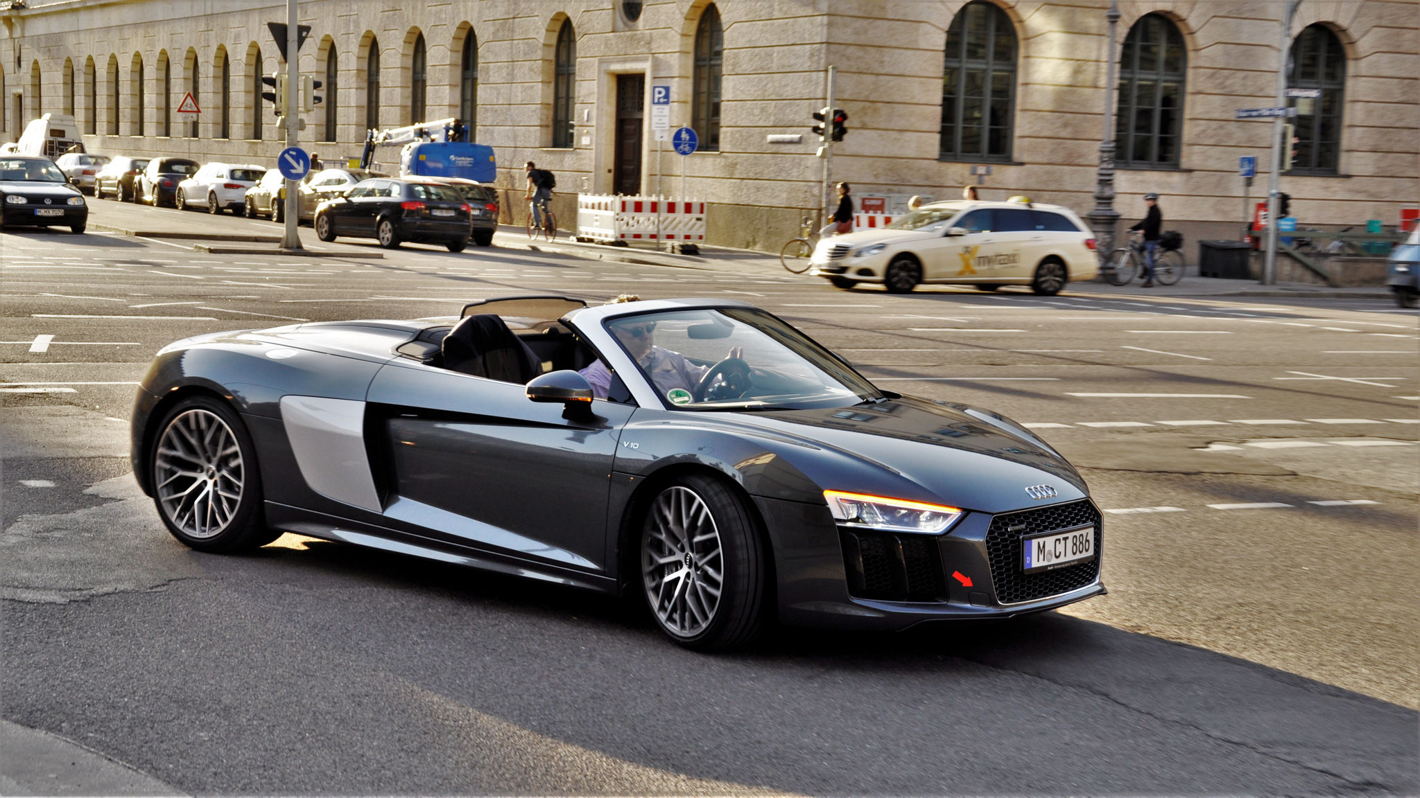 Audi R8 V10 Spyder - M-CT886