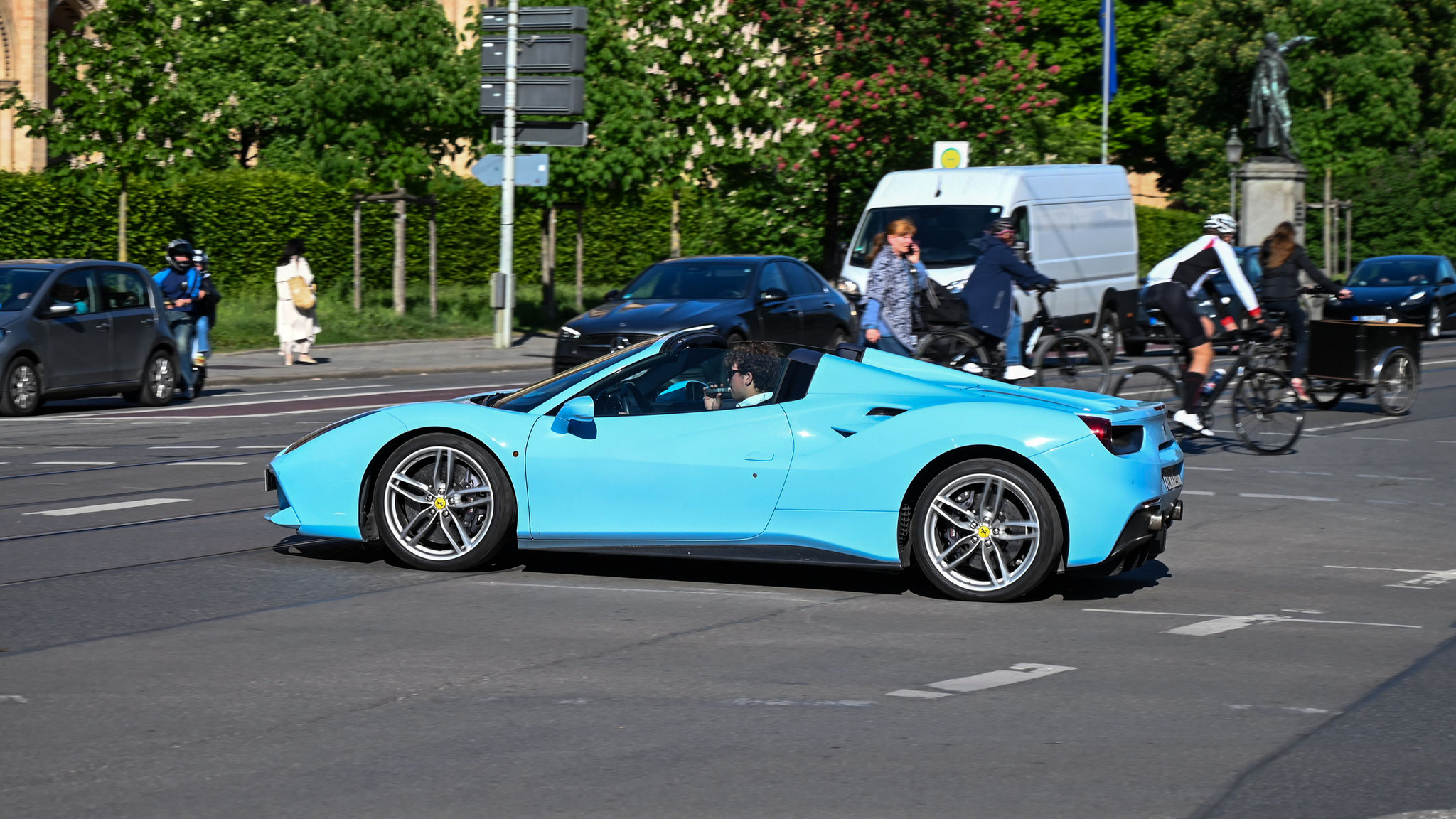 Ferrari 488 Spider - B-RR8877
