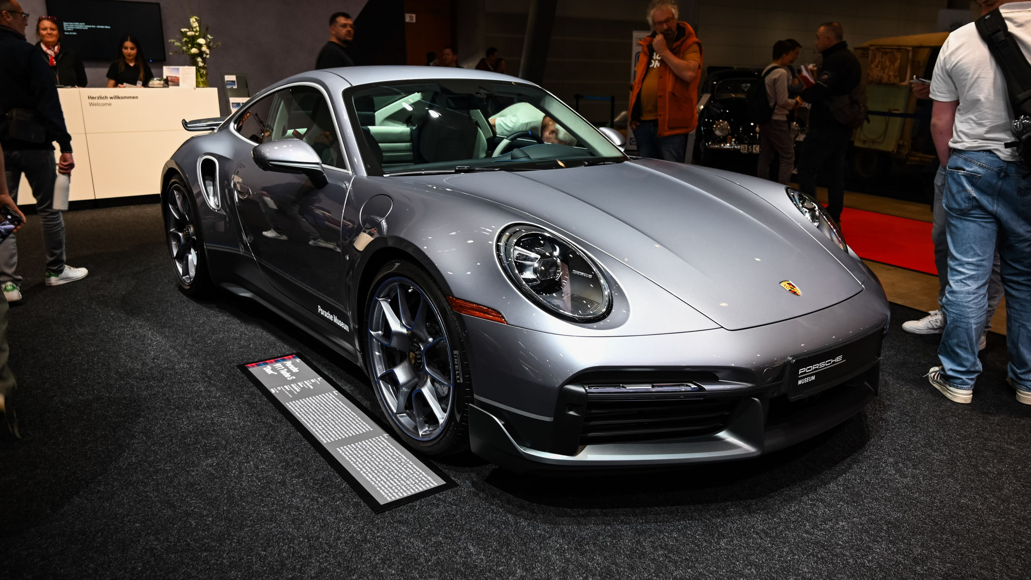 Porsche 992 Turbo S Duett