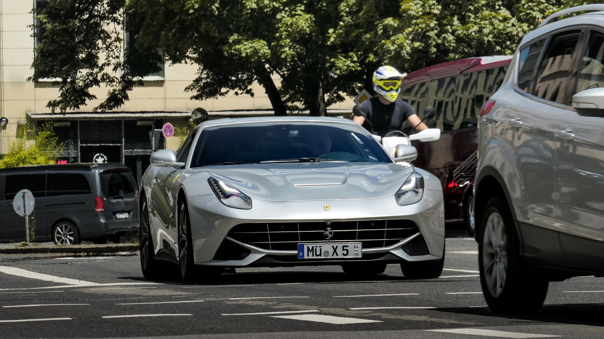 Ferrari F12 Berlinetta - MÜ-X5
