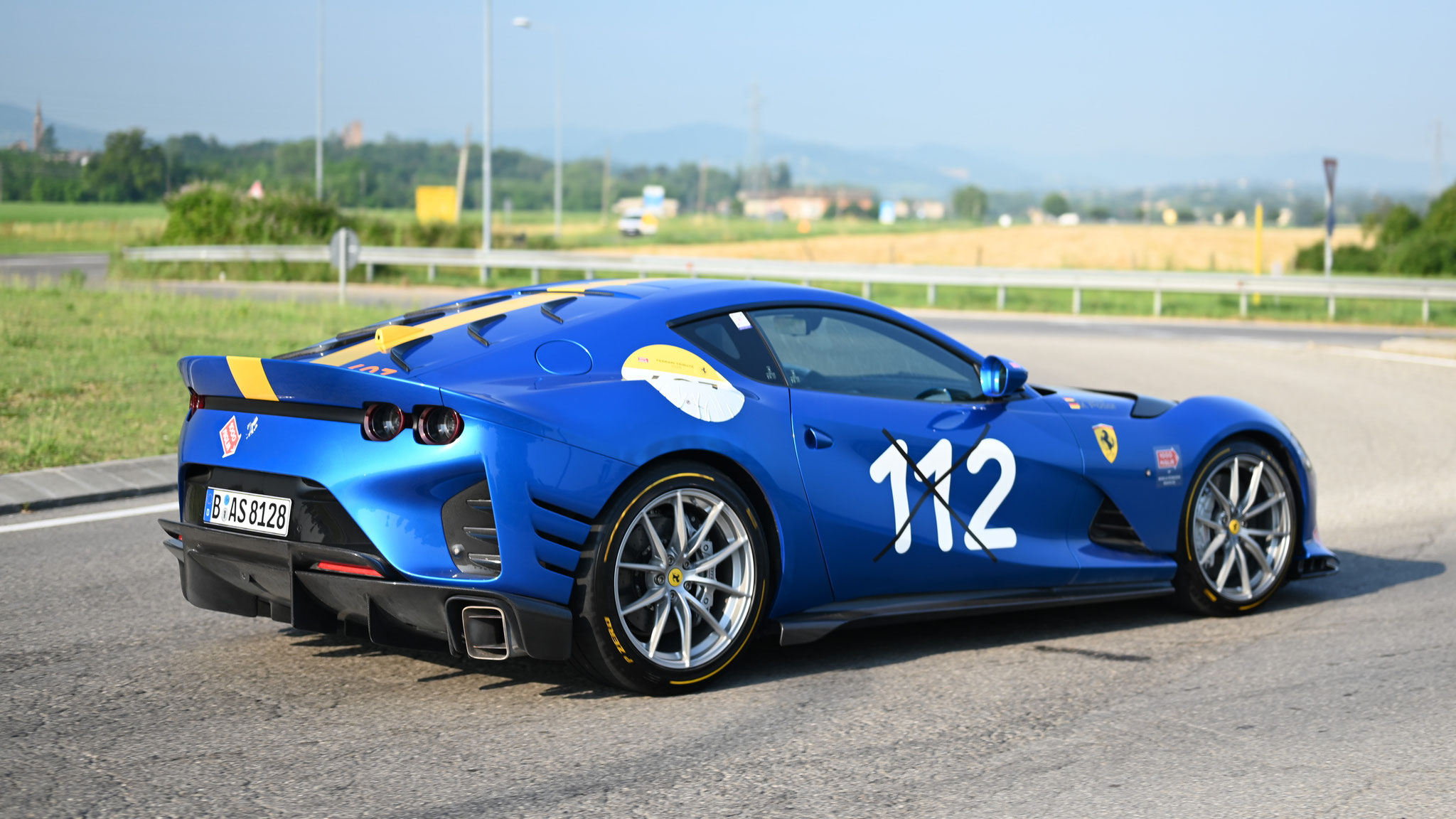 Ferrari 812 Competizione - B-AS8128