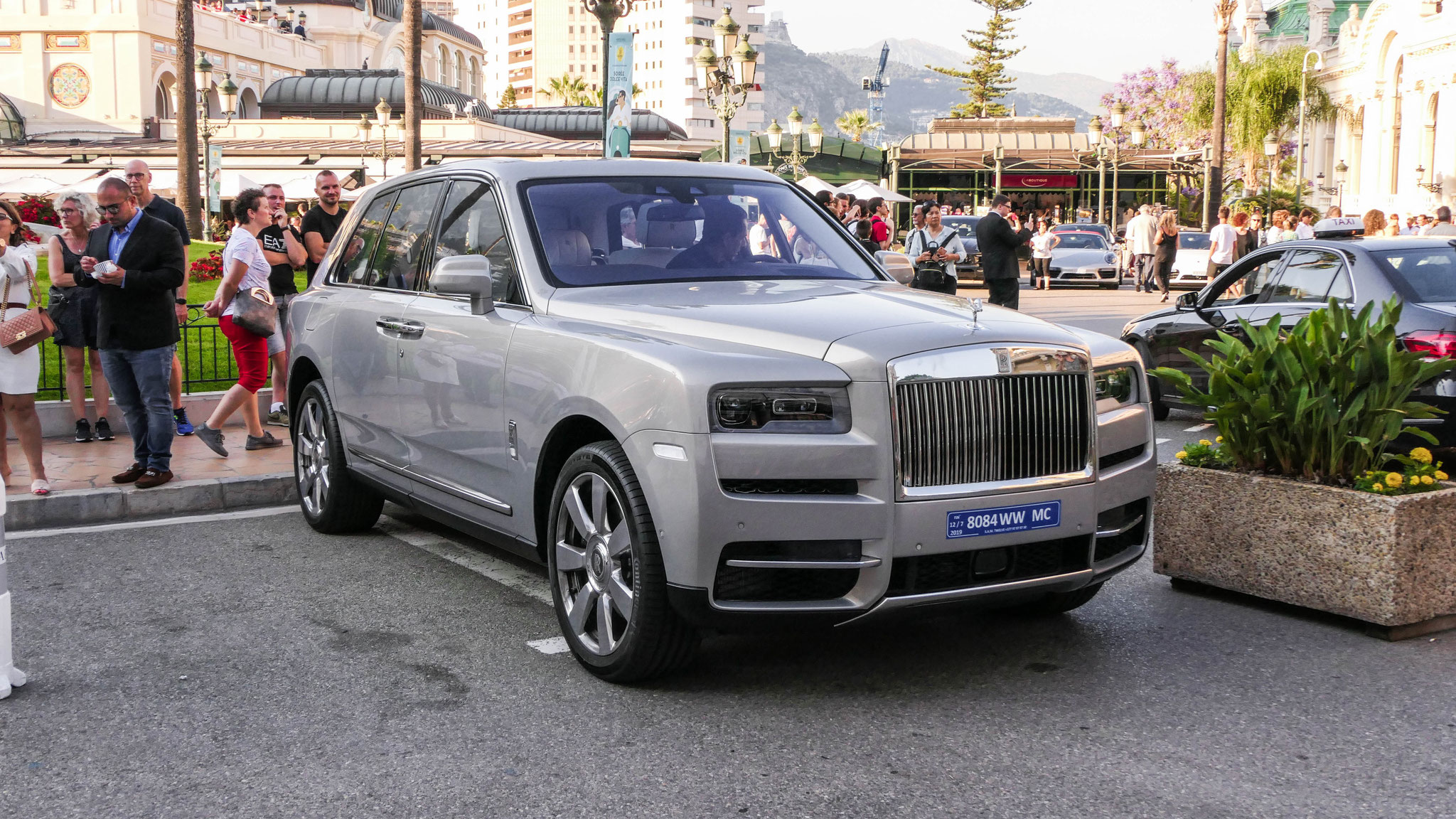 Rolls Royce Cullinan - 8084WWMC (MC)