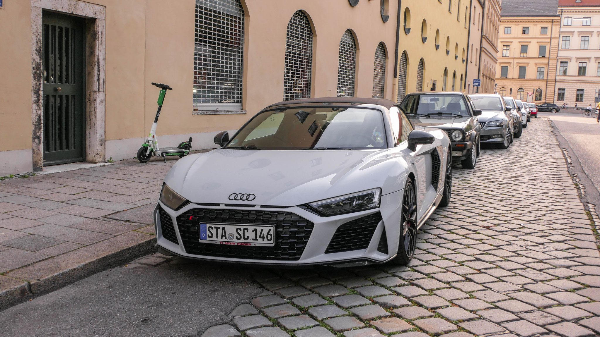 Audi R8 V10 Spyder - STA-SC146