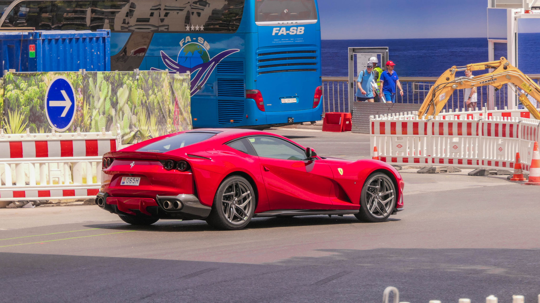 Ferrari 812 Superfast - 065H (MC)