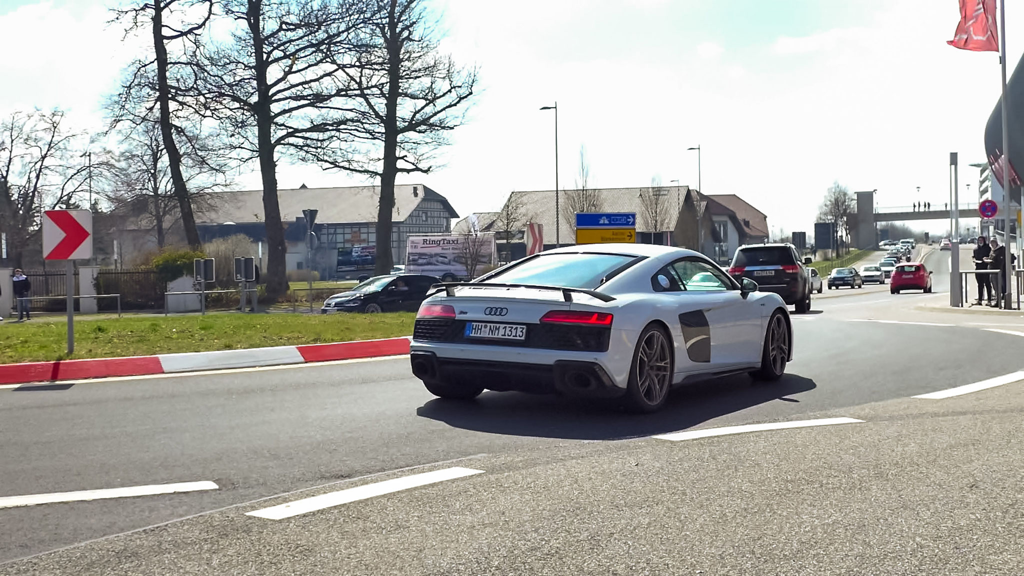 Audi R8 V10 - HH-NM1313