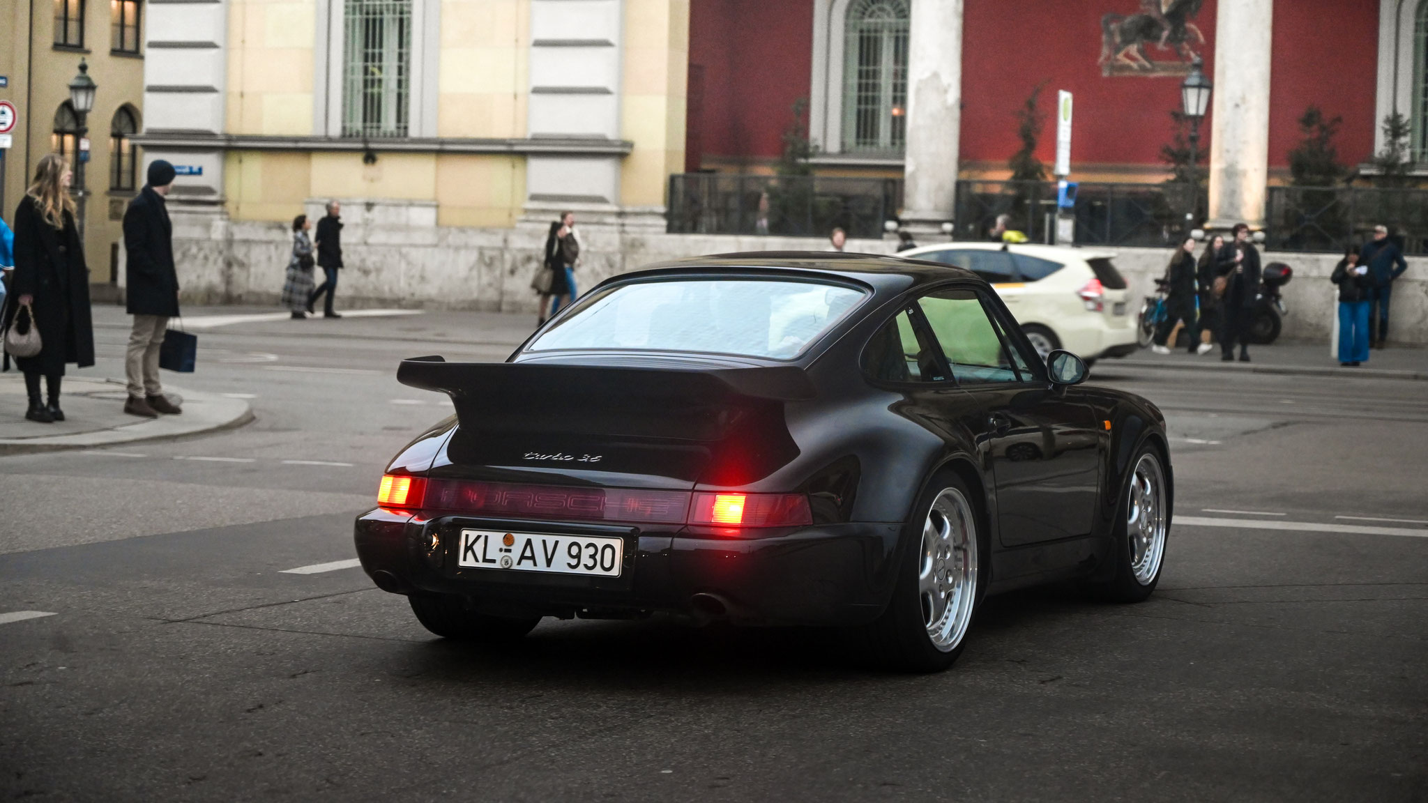 Porsche 964 Turbo - KL-AV930