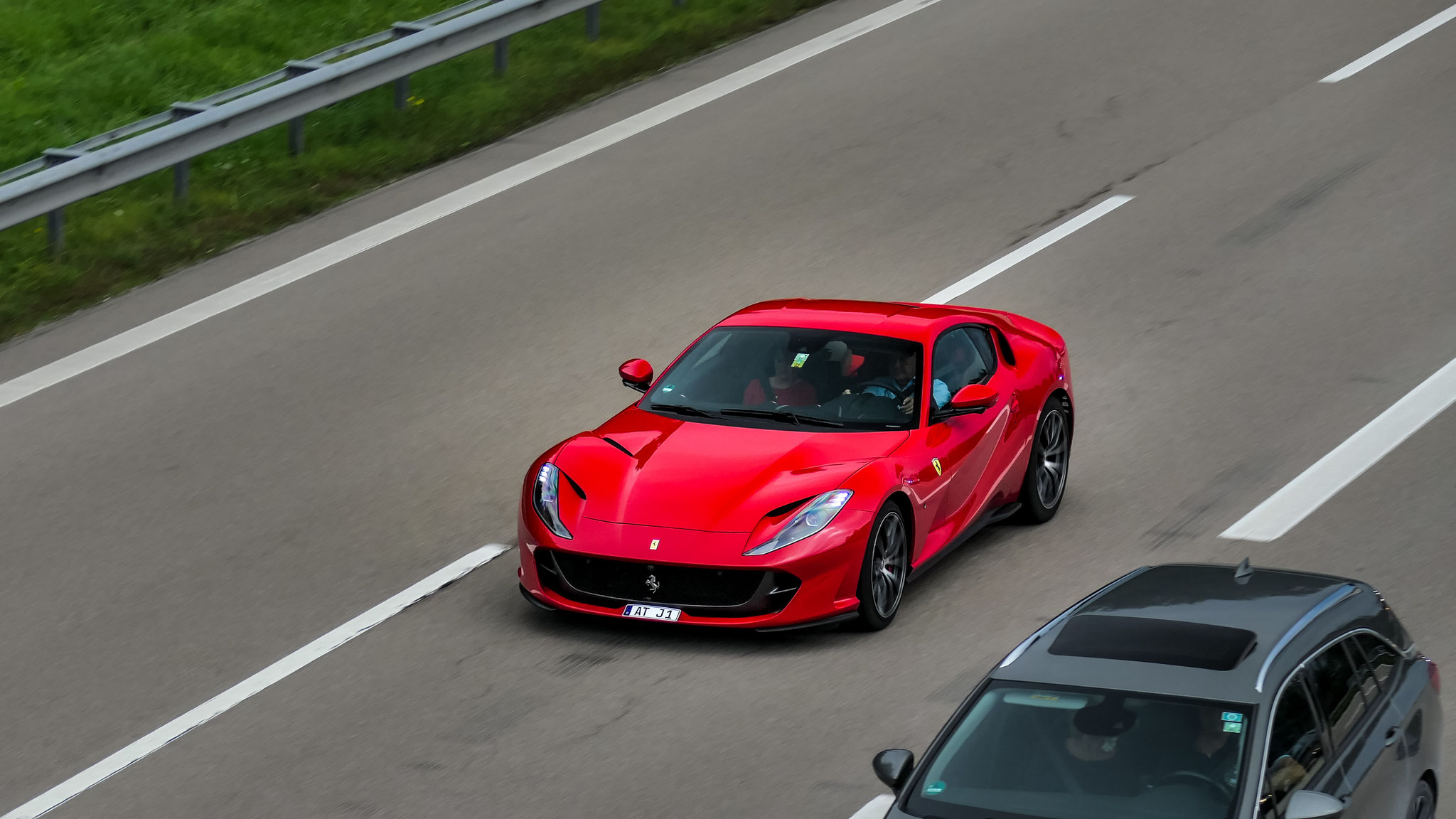 Ferrari 812 Superfast - AT-J1