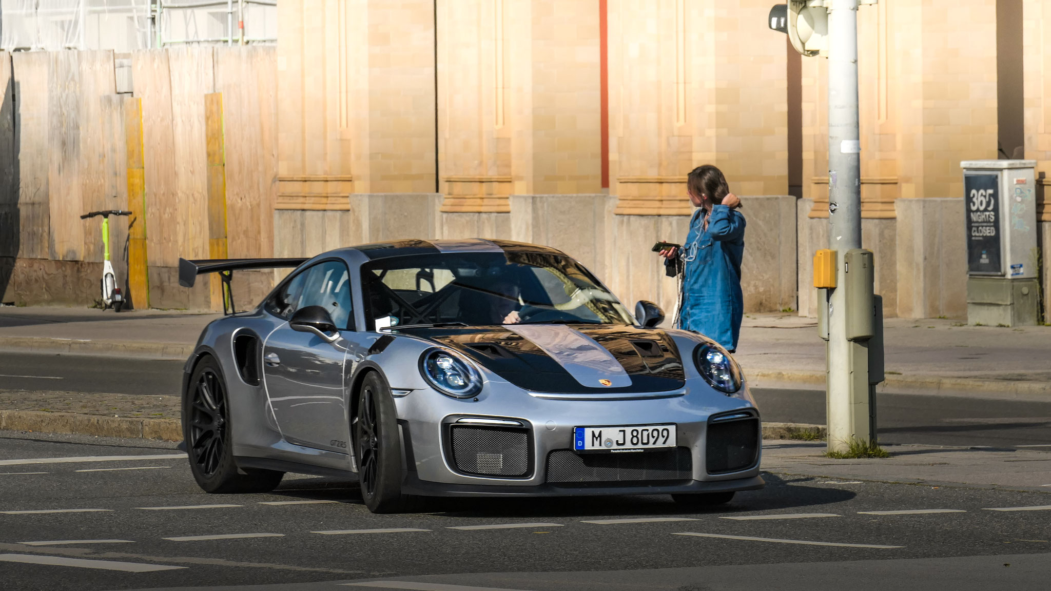Porsche GT2 RS - M-J8099