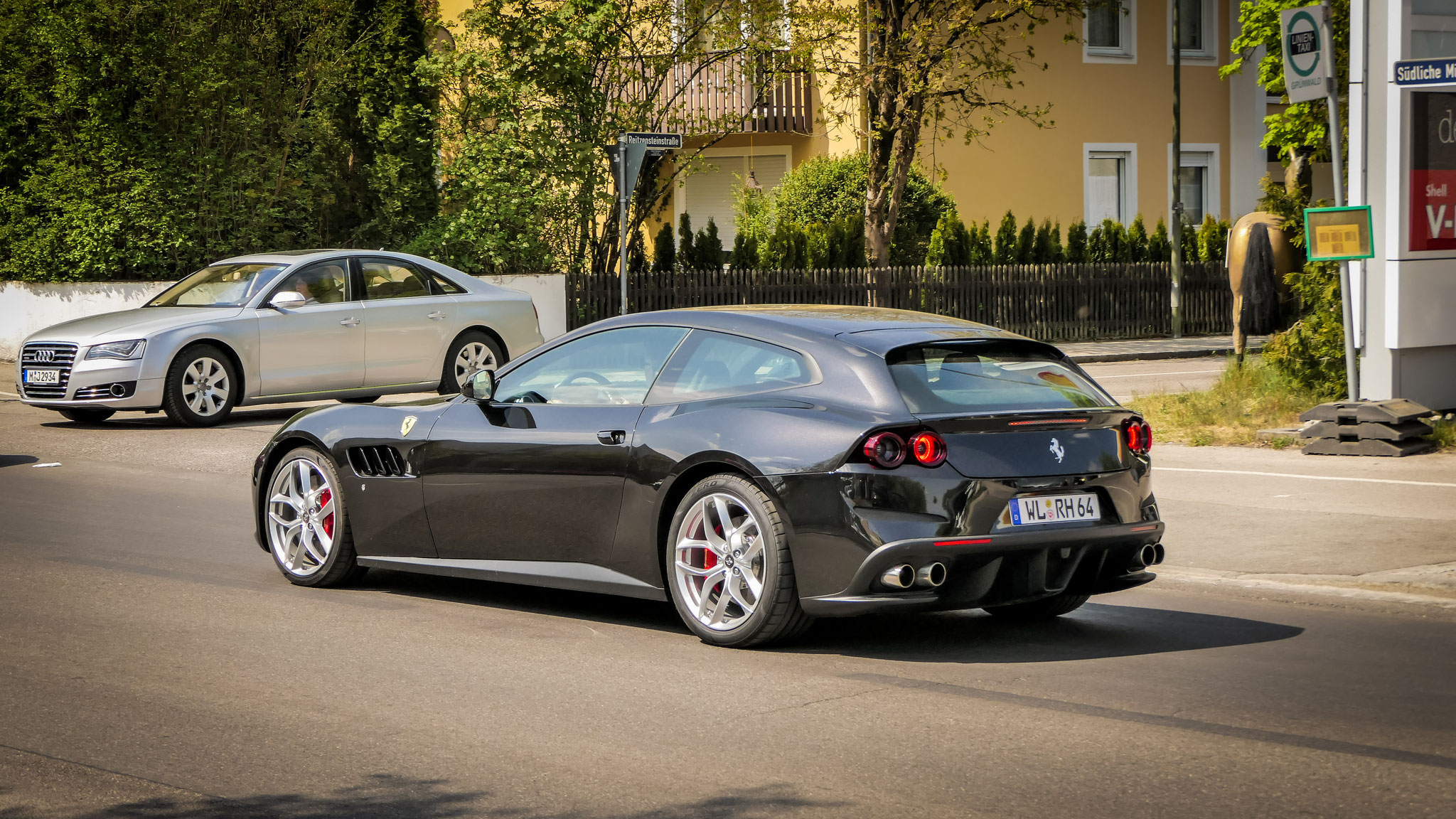 Ferrari GTC4 Lusso - WL-RH64