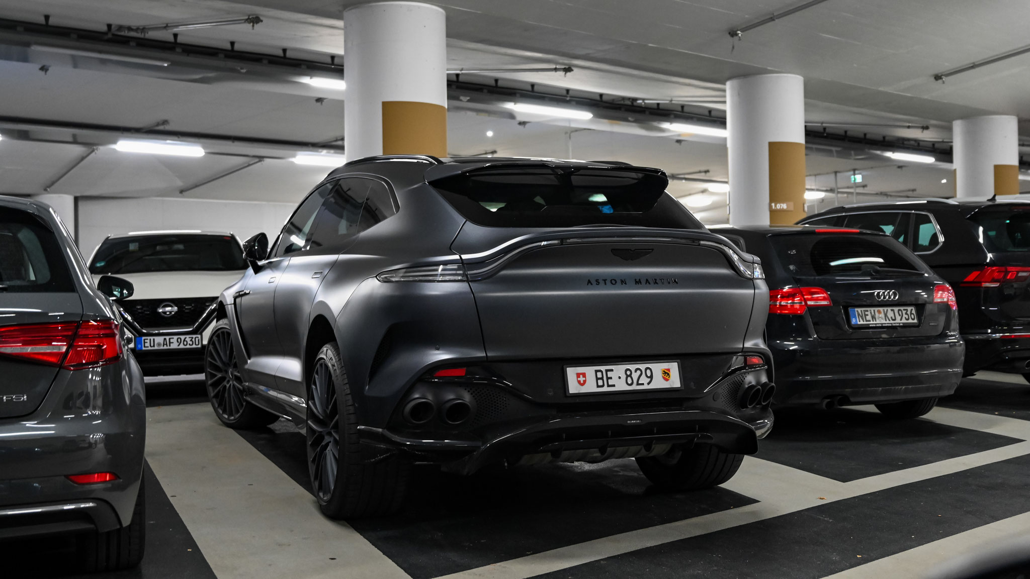 Aston Martin DBX 707 - BE829 (CH)