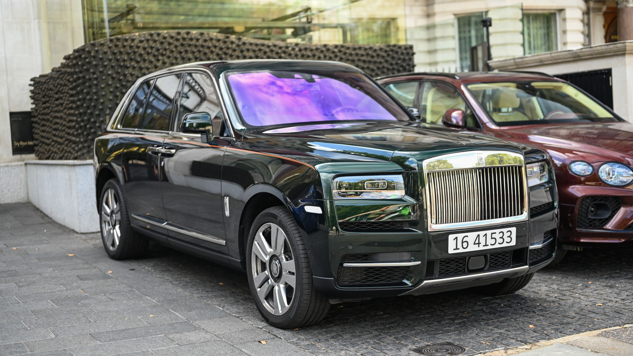 Rolls Royce Cullinan - 1641533 (KWT)