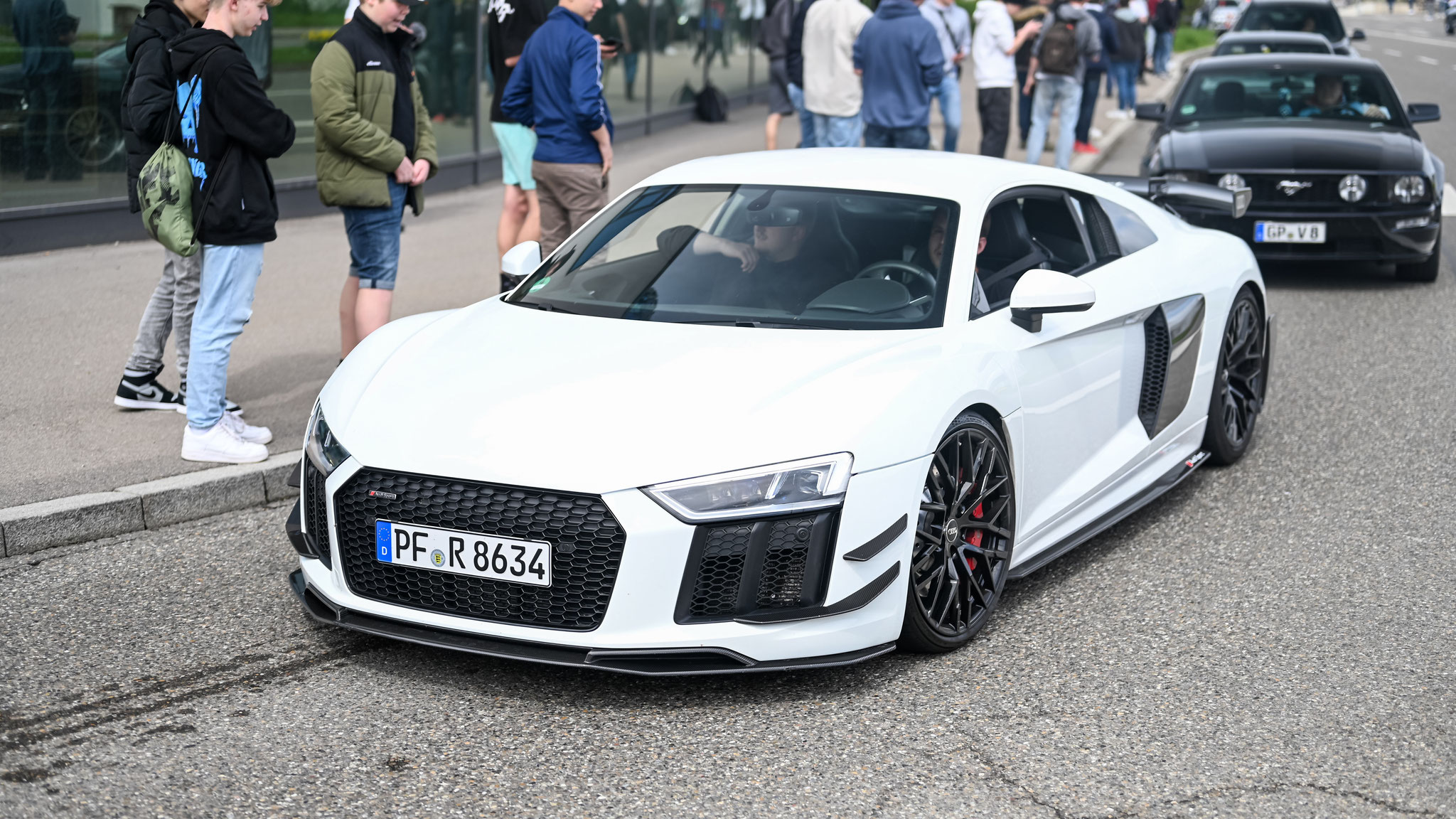 Audi R8 V10 - PF-R8634