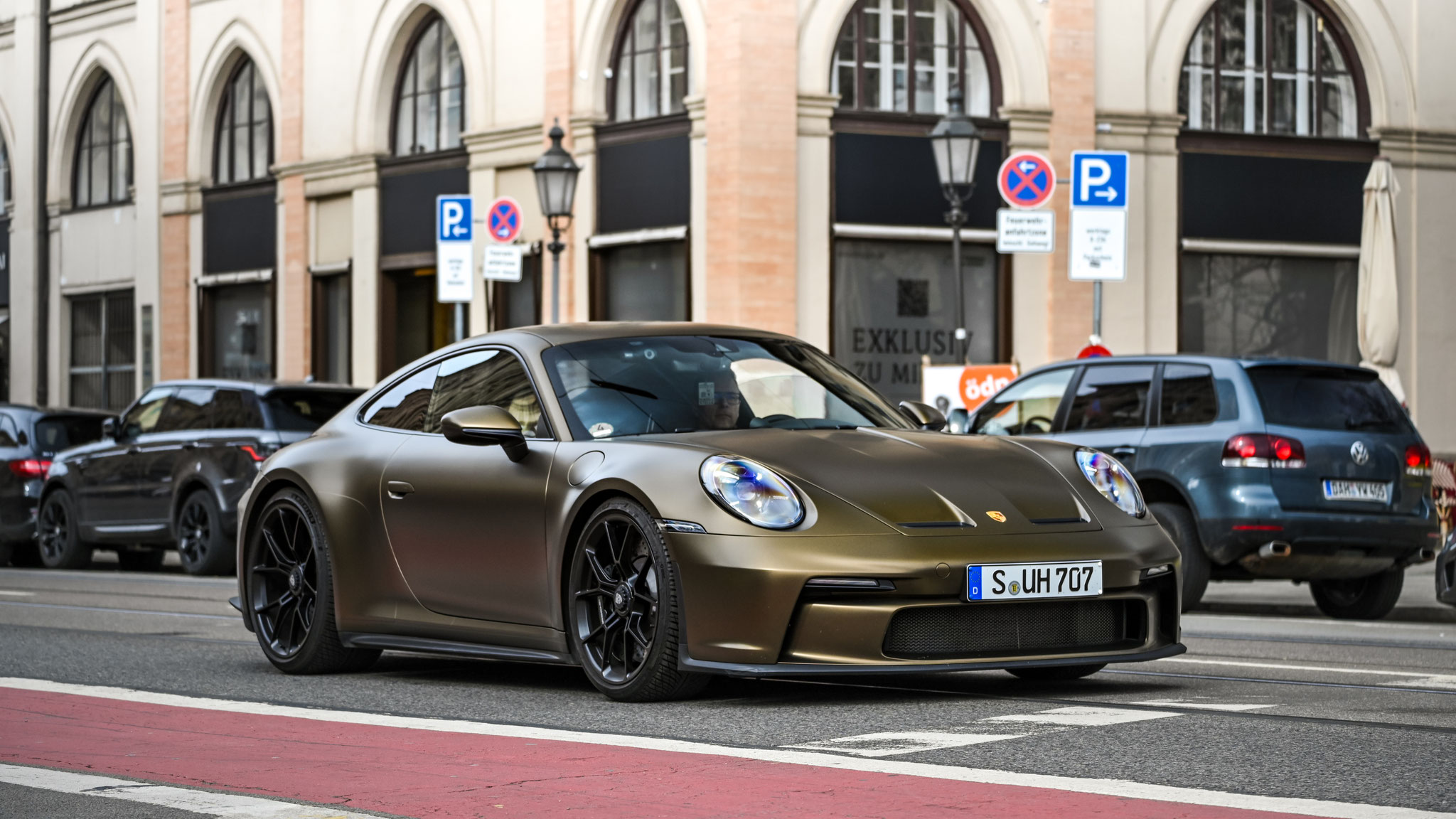 Porsche 992 GT3 Touring - S-UH707