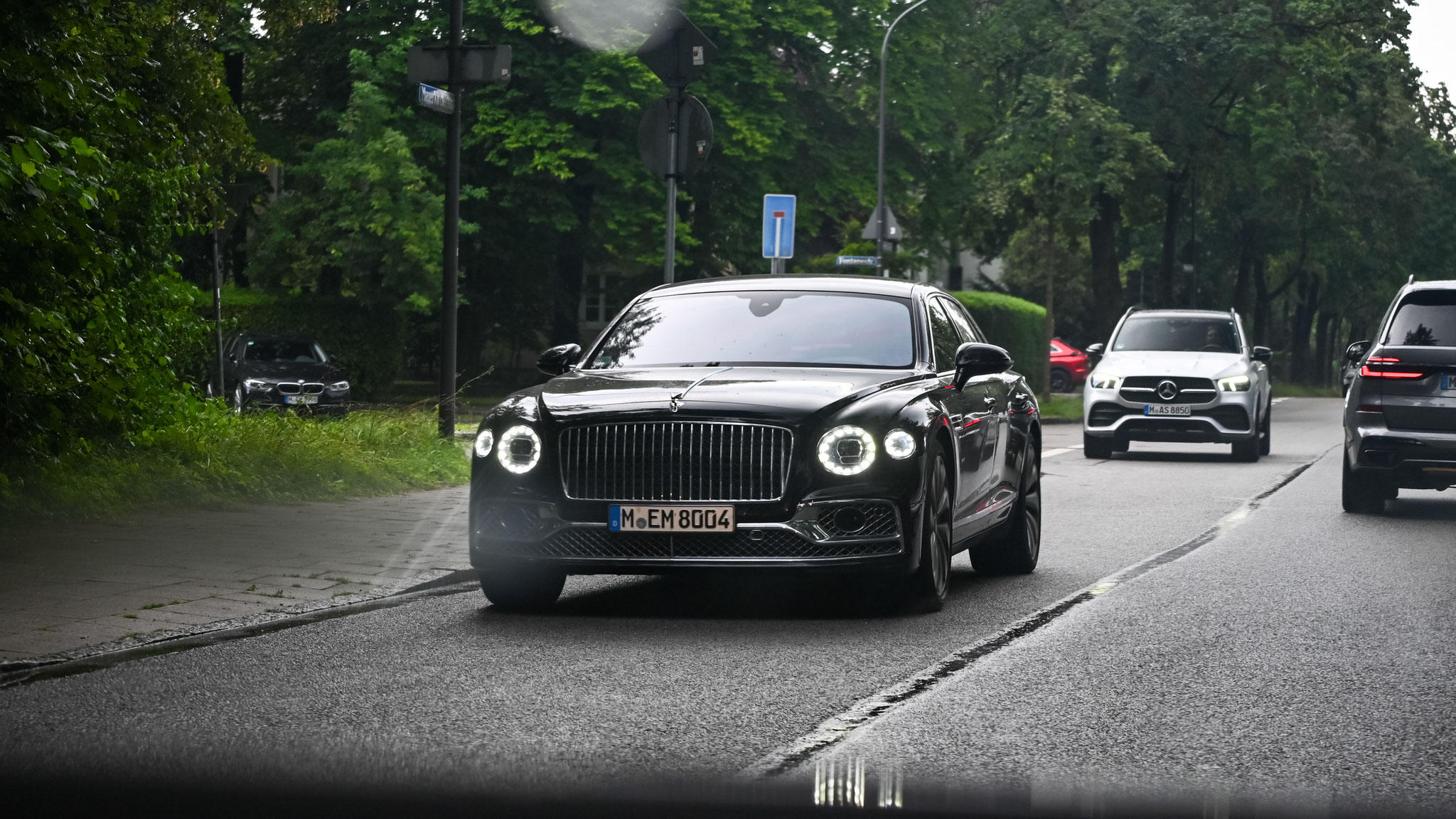Bentley Flying Spur - M-EM8004