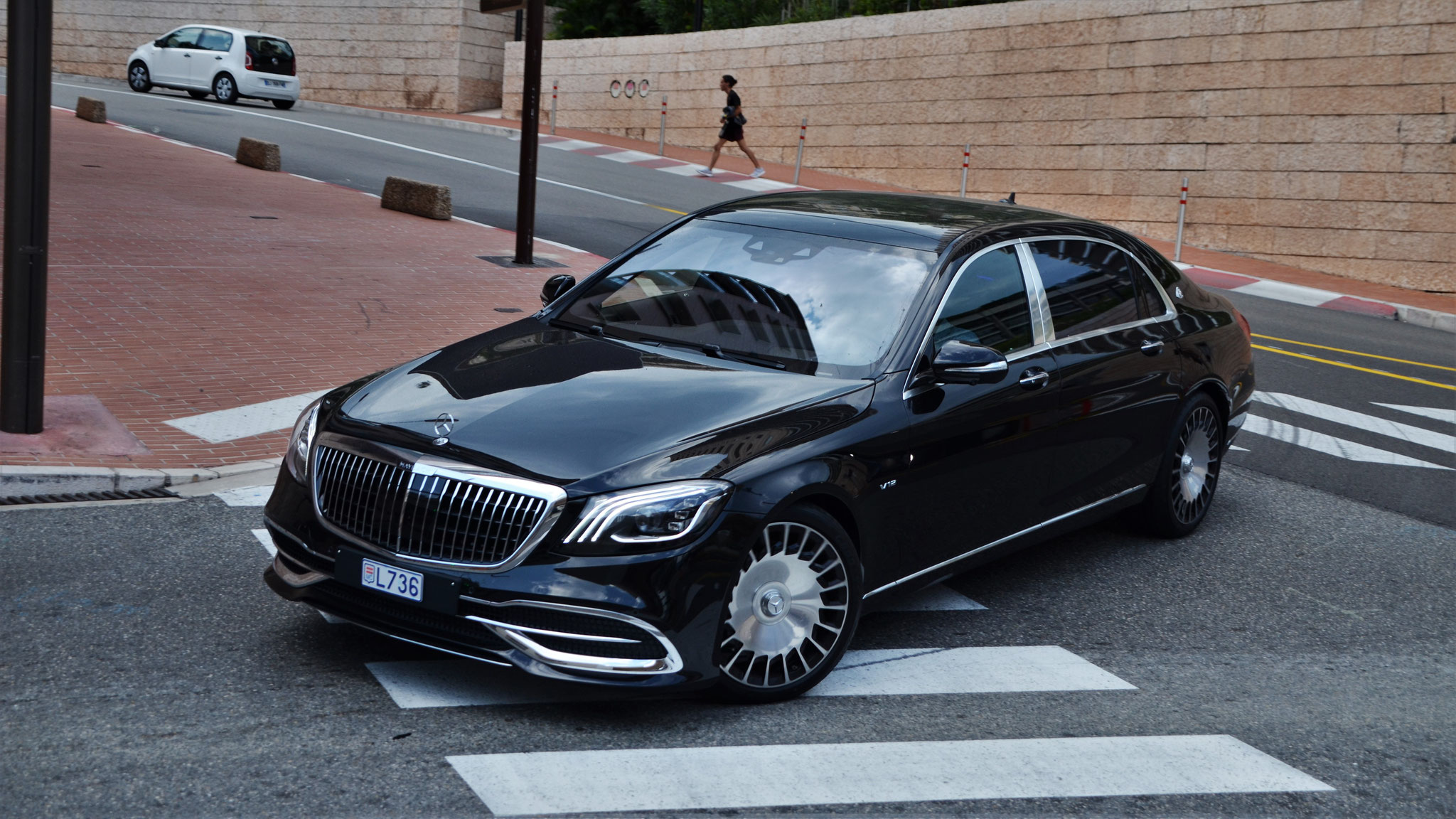 Mercedes Maybach S600 - L736 (MC)